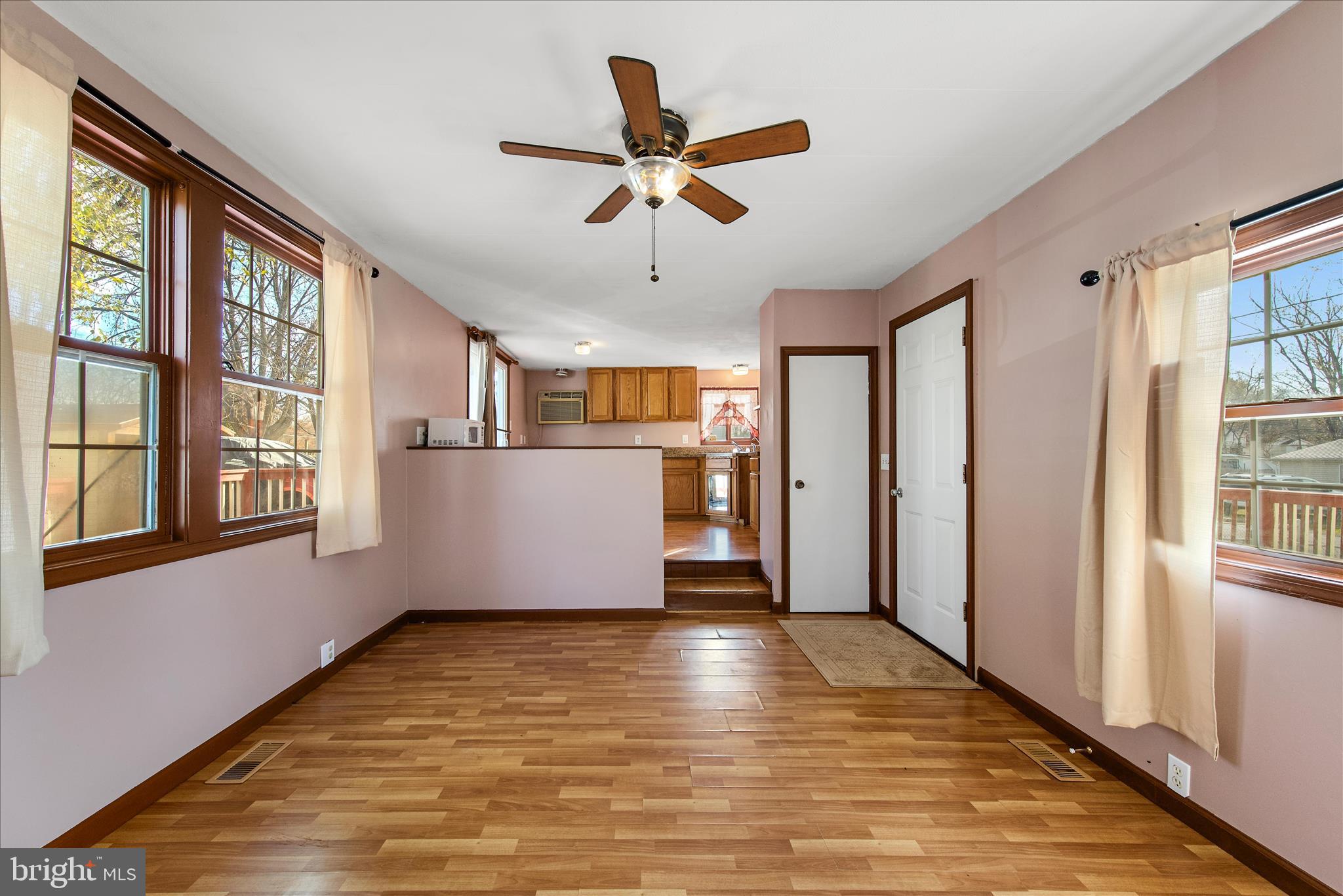 FOX GLEN - Residential