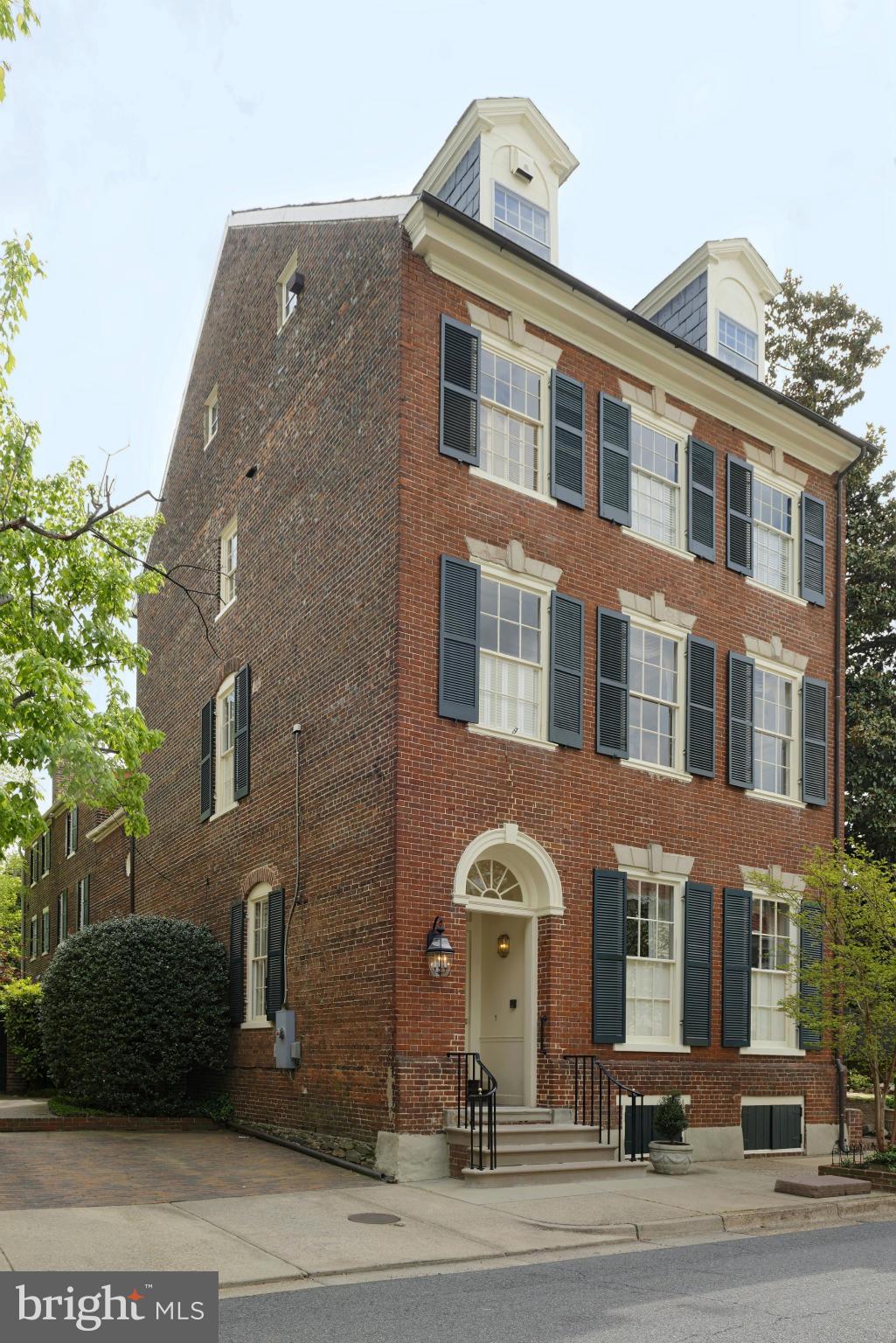 The Roberdeau House, circa 1780 is a magnificent 6 bedroom 4.5 bath residence with original moldings, doors and floors. Gracious rooms with 11 foot high ceilings,  8 fireplaces, original floors, a beautiful keystone arch in the front hallway, and 12 over 12 original windows gracing the dining room.  Walled garden, views of the Potomac River, parking for 2 cars. Subject to a Preservation Easement.