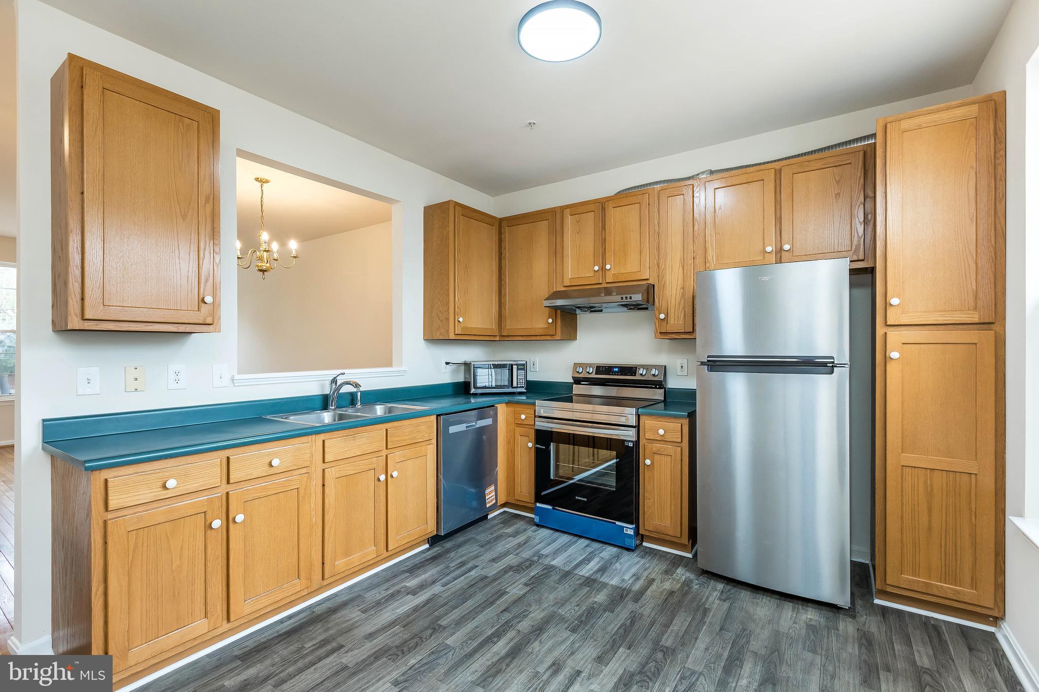 NORTH CROSSING - Residential