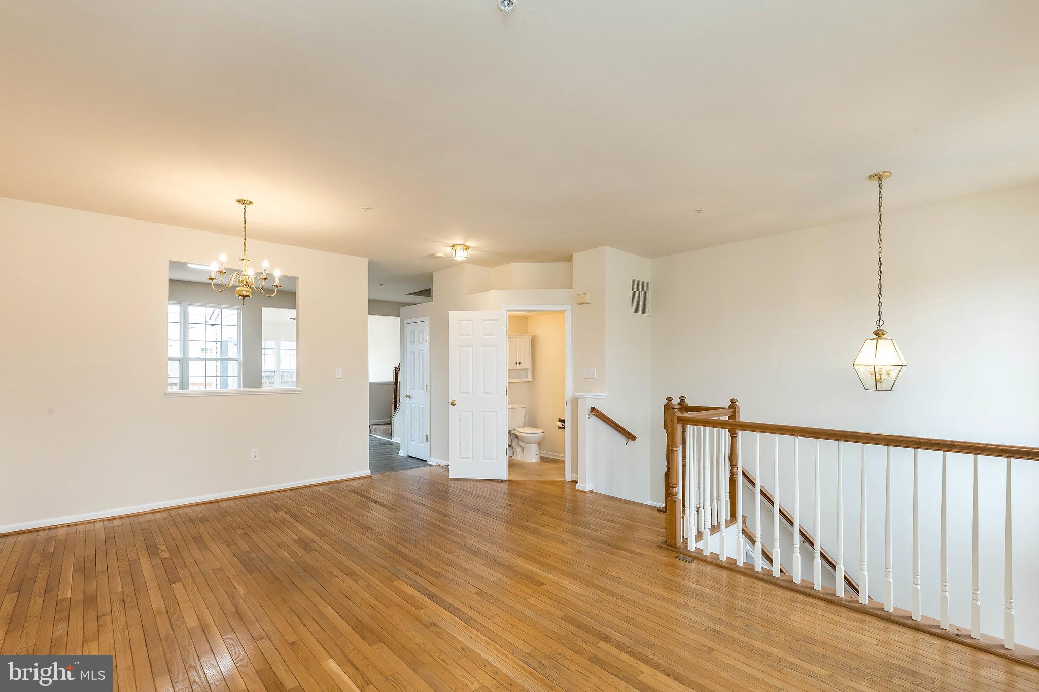 NORTH CROSSING - Residential