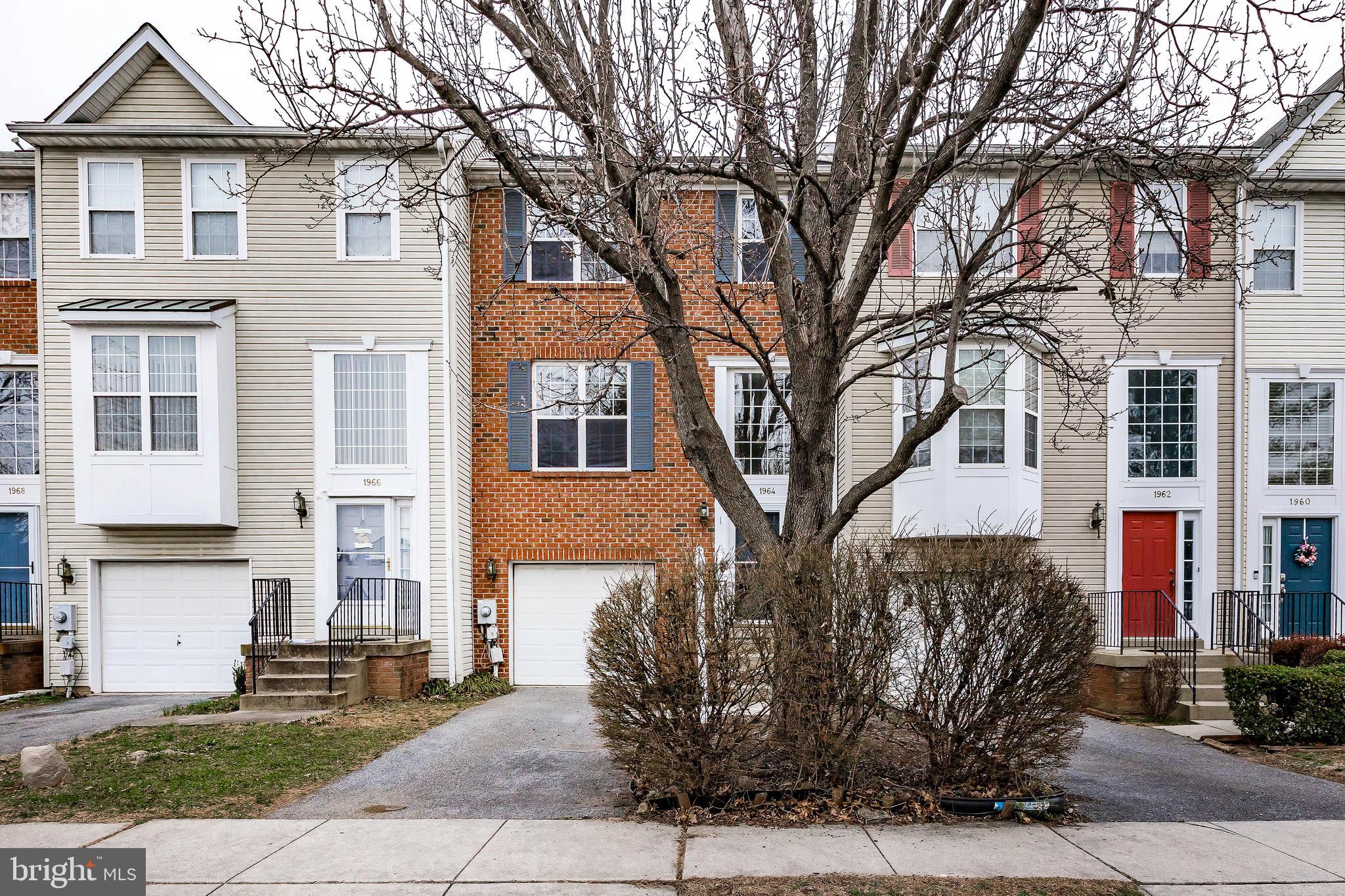 NORTH CROSSING - Residential
