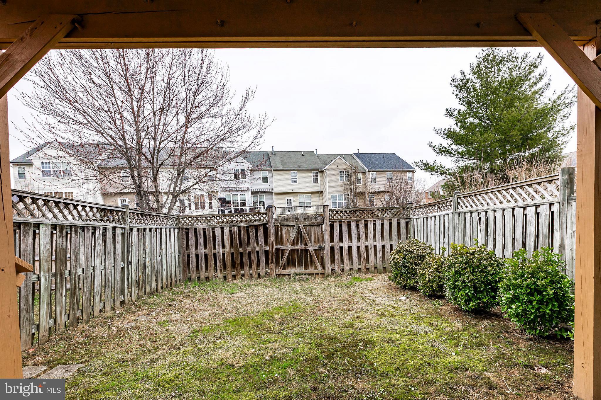 NORTH CROSSING - Residential