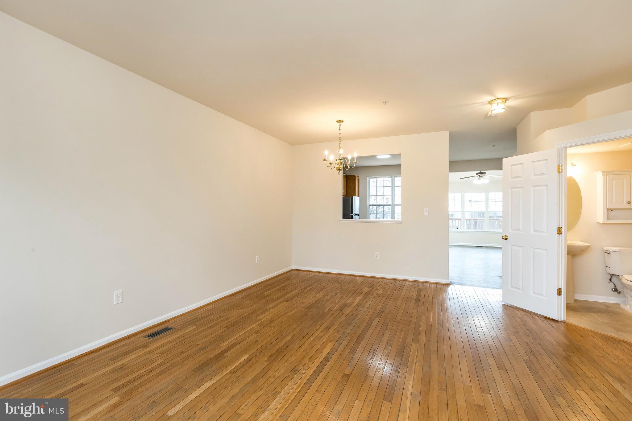 NORTH CROSSING - Residential