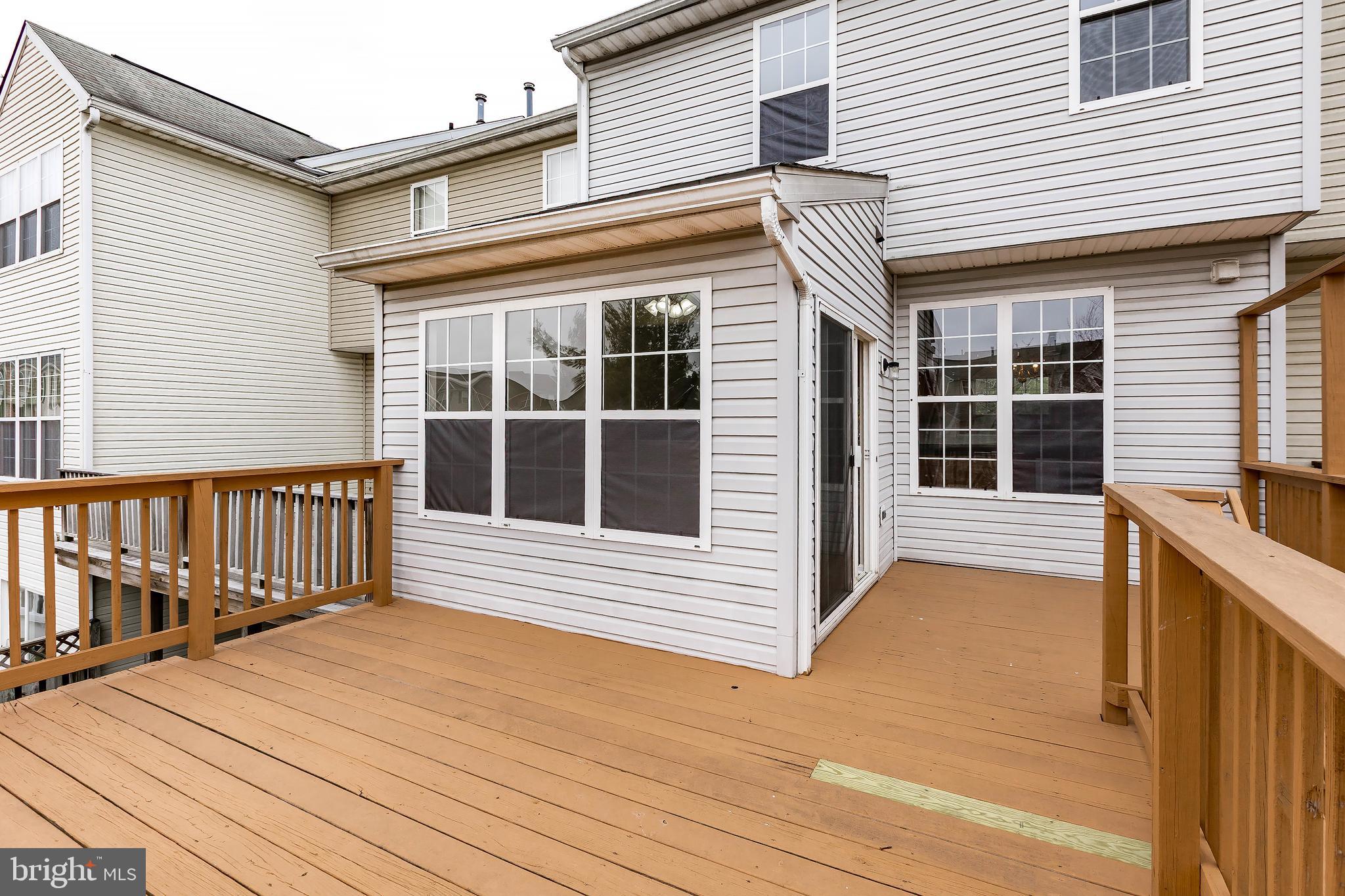 NORTH CROSSING - Residential