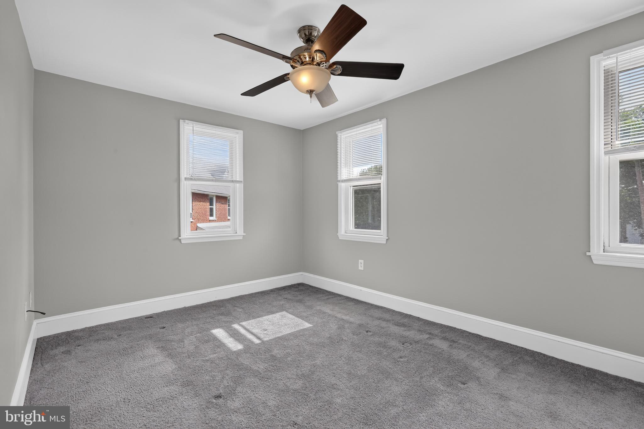 WESTINGHOUSE VLG - Residential
