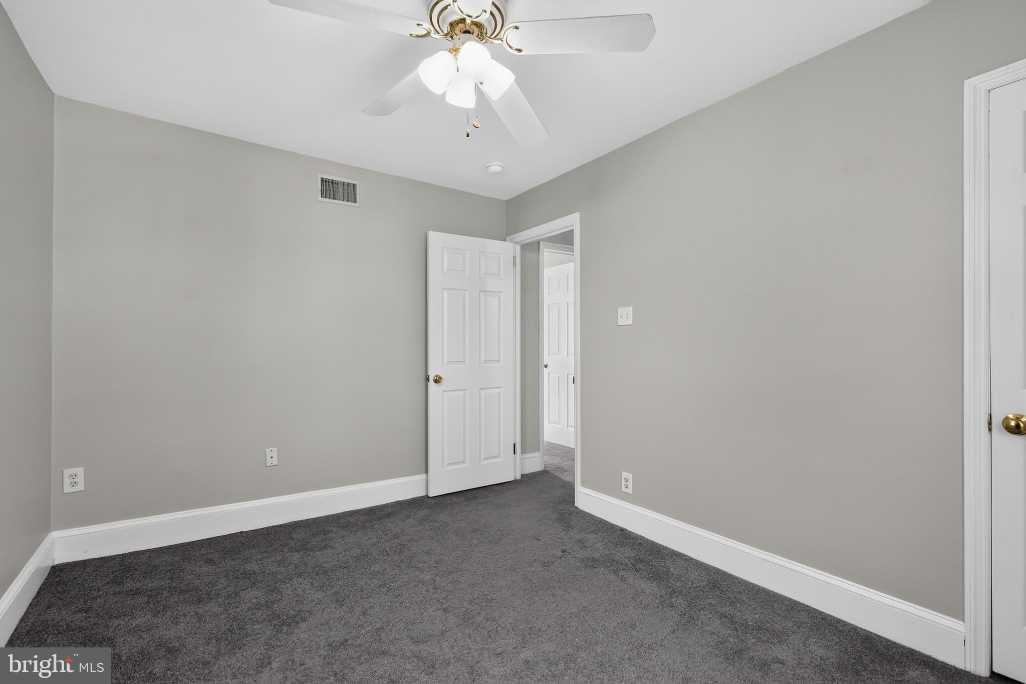 WESTINGHOUSE VLG - Residential
