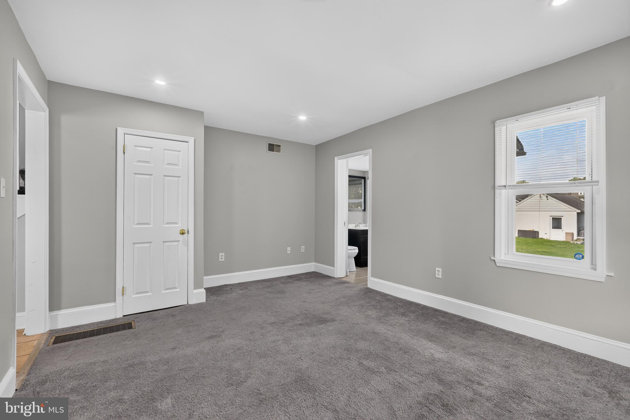 WESTINGHOUSE VLG - Residential