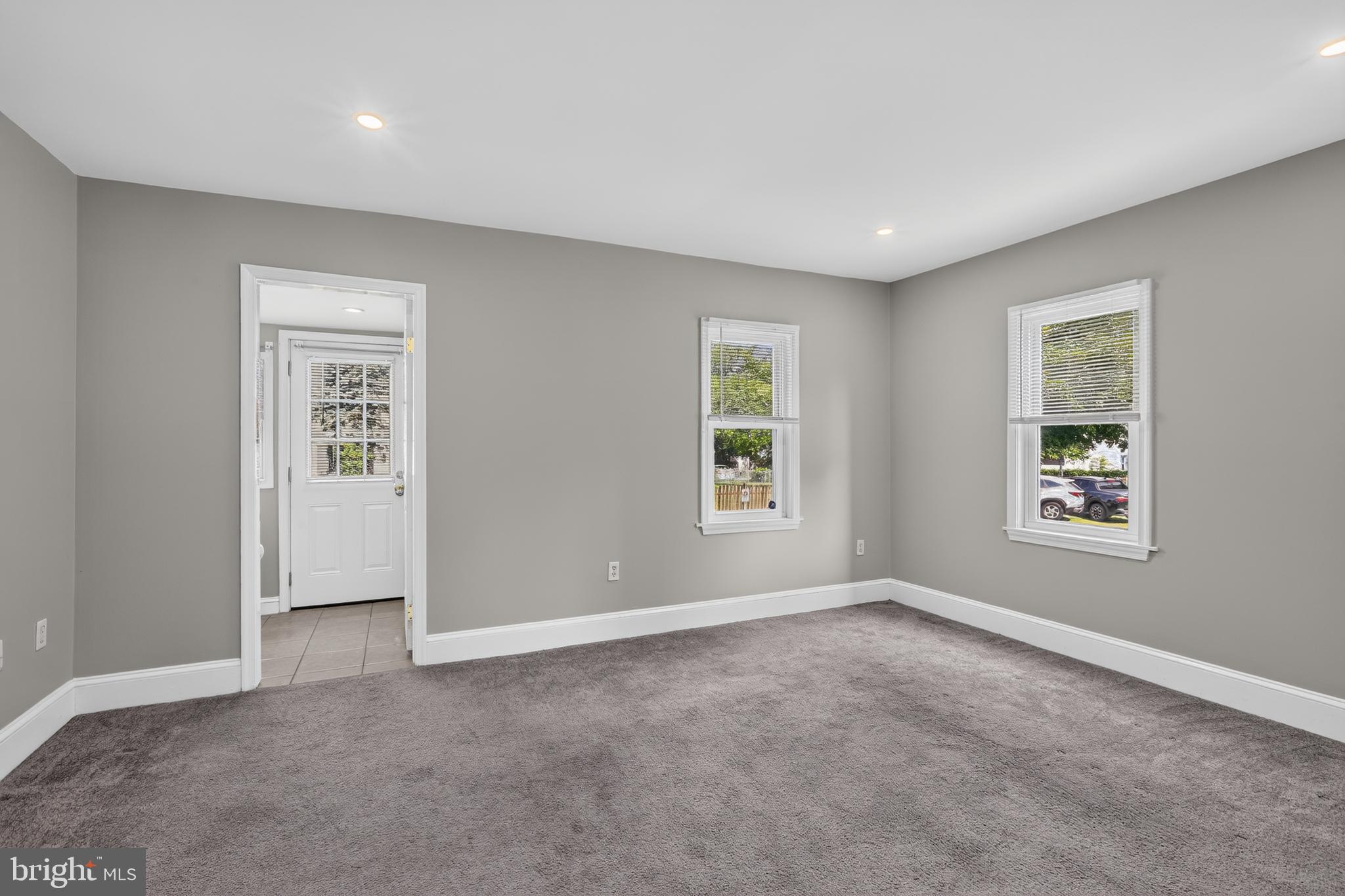 WESTINGHOUSE VLG - Residential