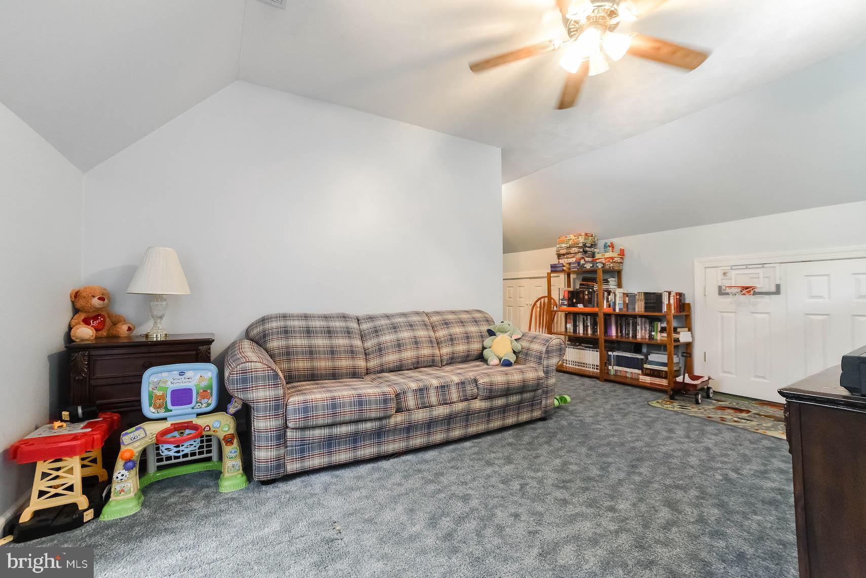THOMPSONS RUN - Residential