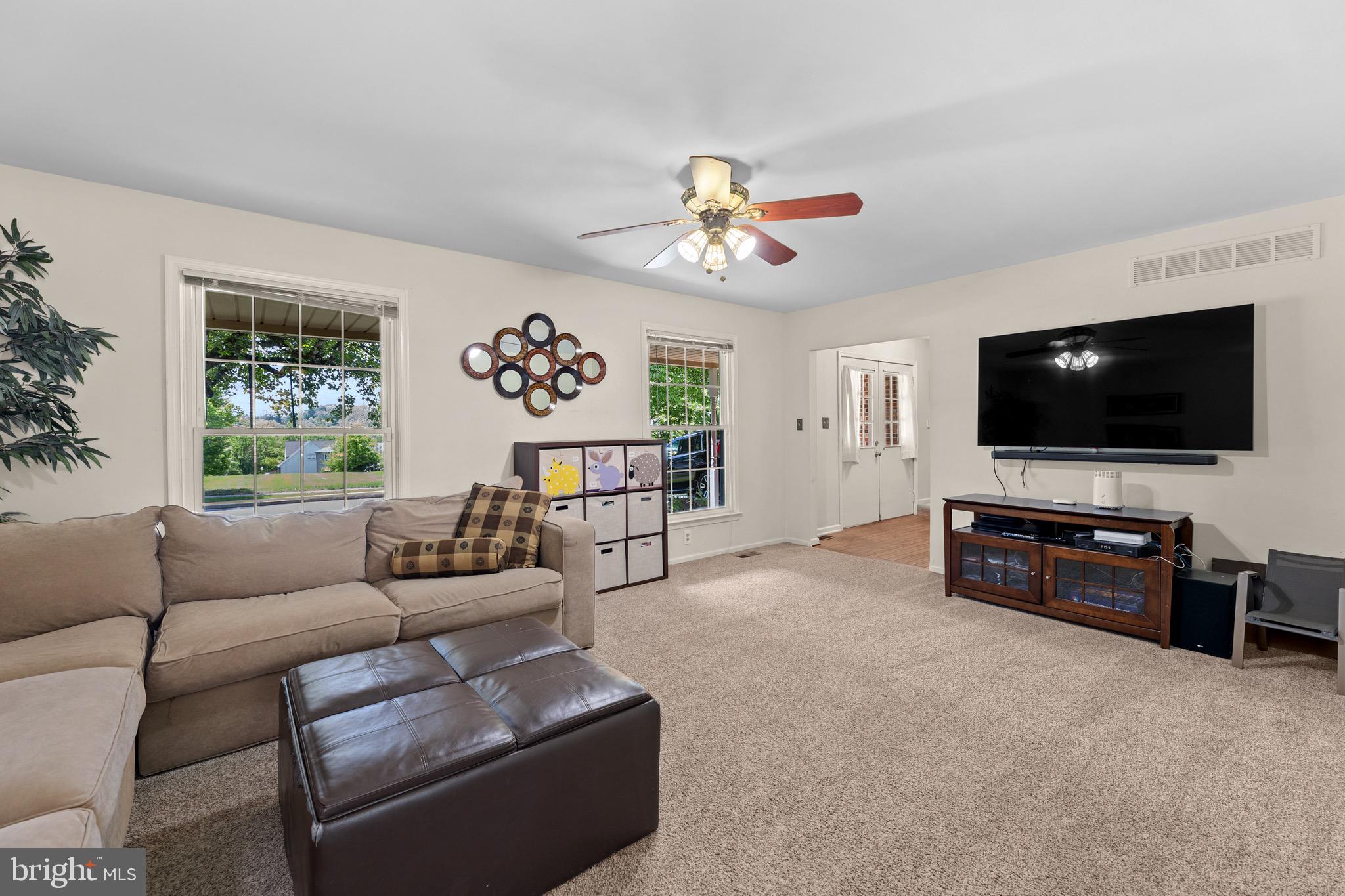 NOB HILL - Residential