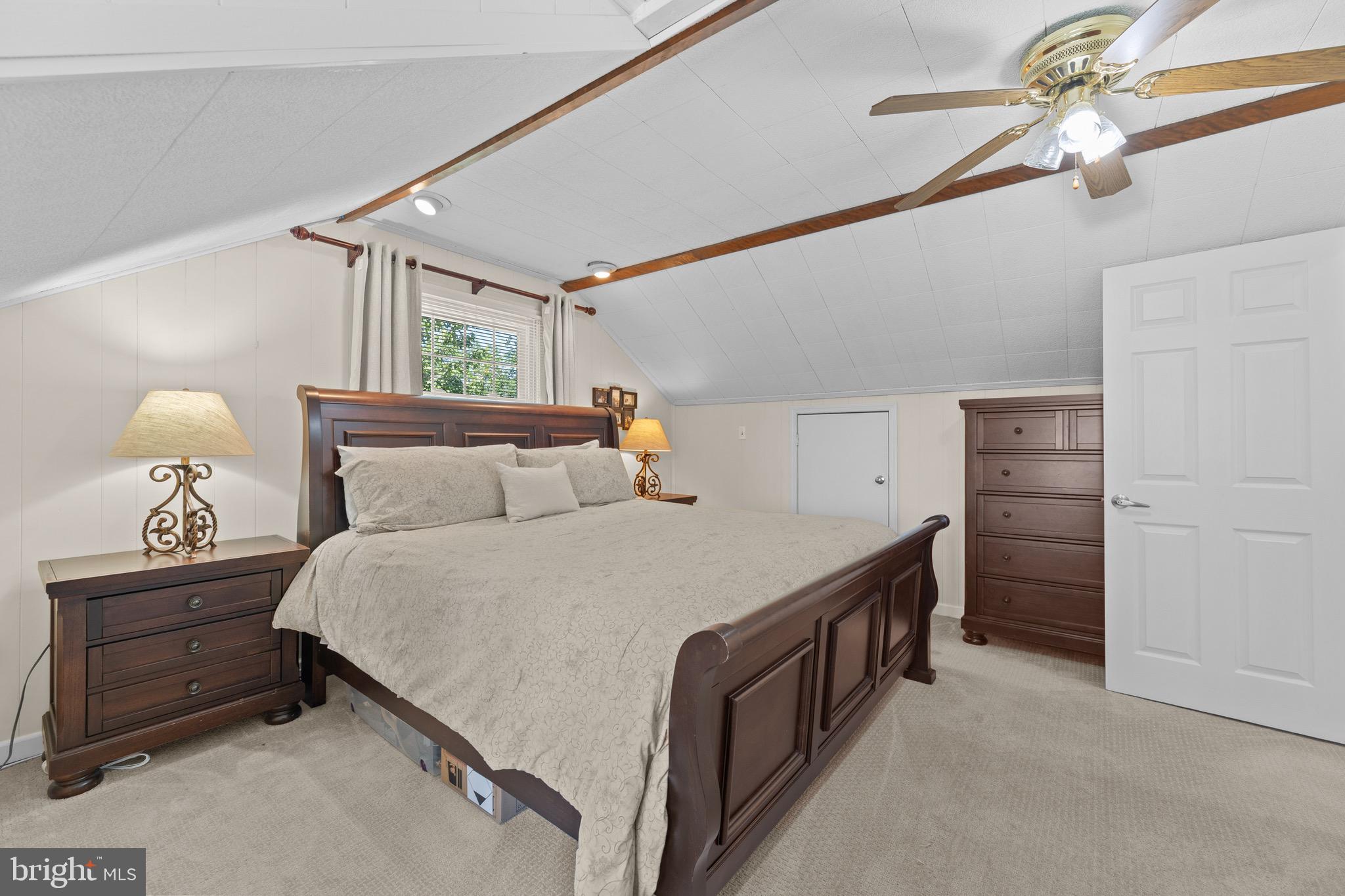 NOB HILL - Residential