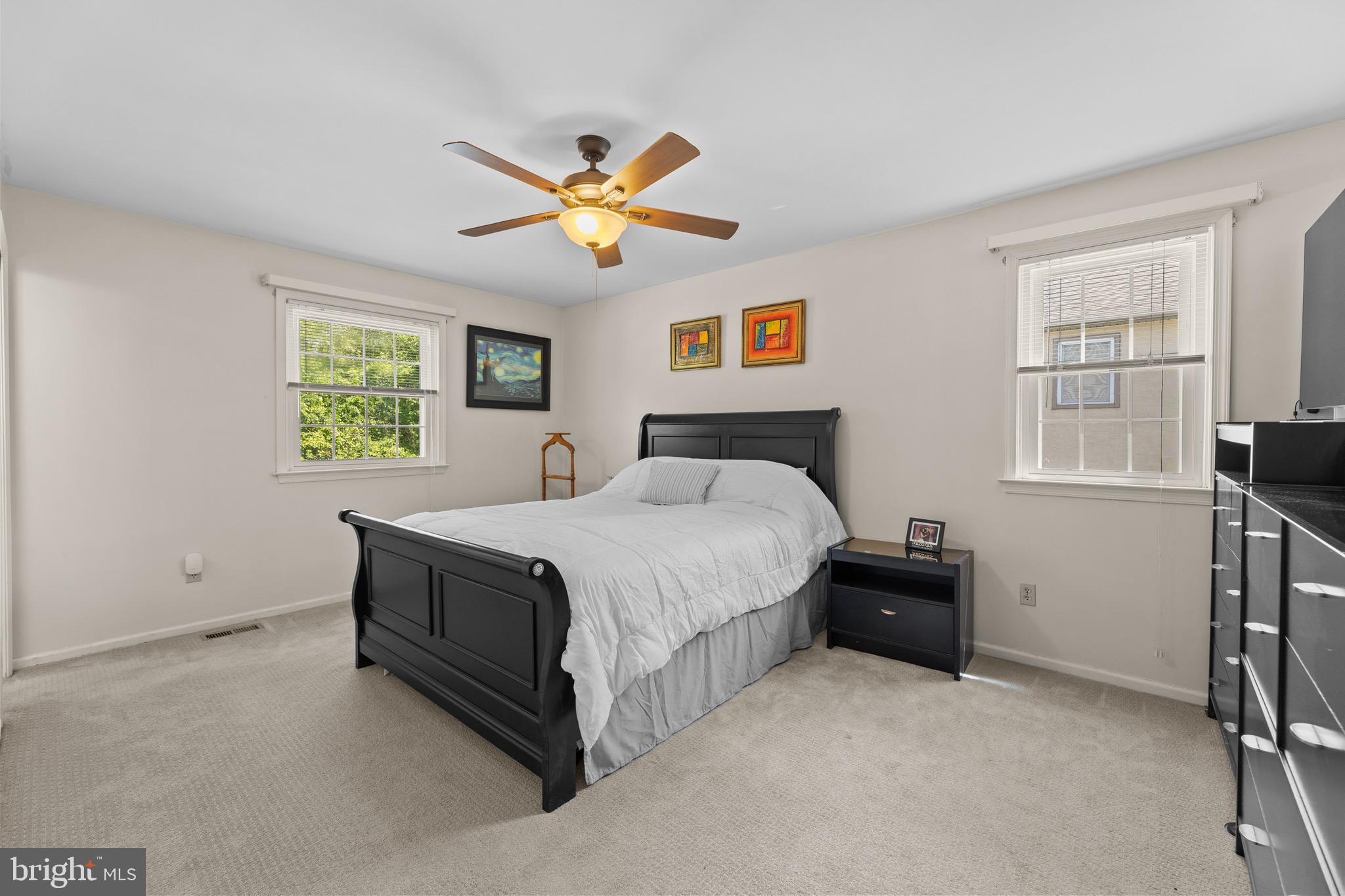 NOB HILL - Residential