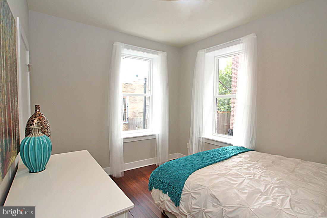 UNIVERSITY CITY - Residential Lease