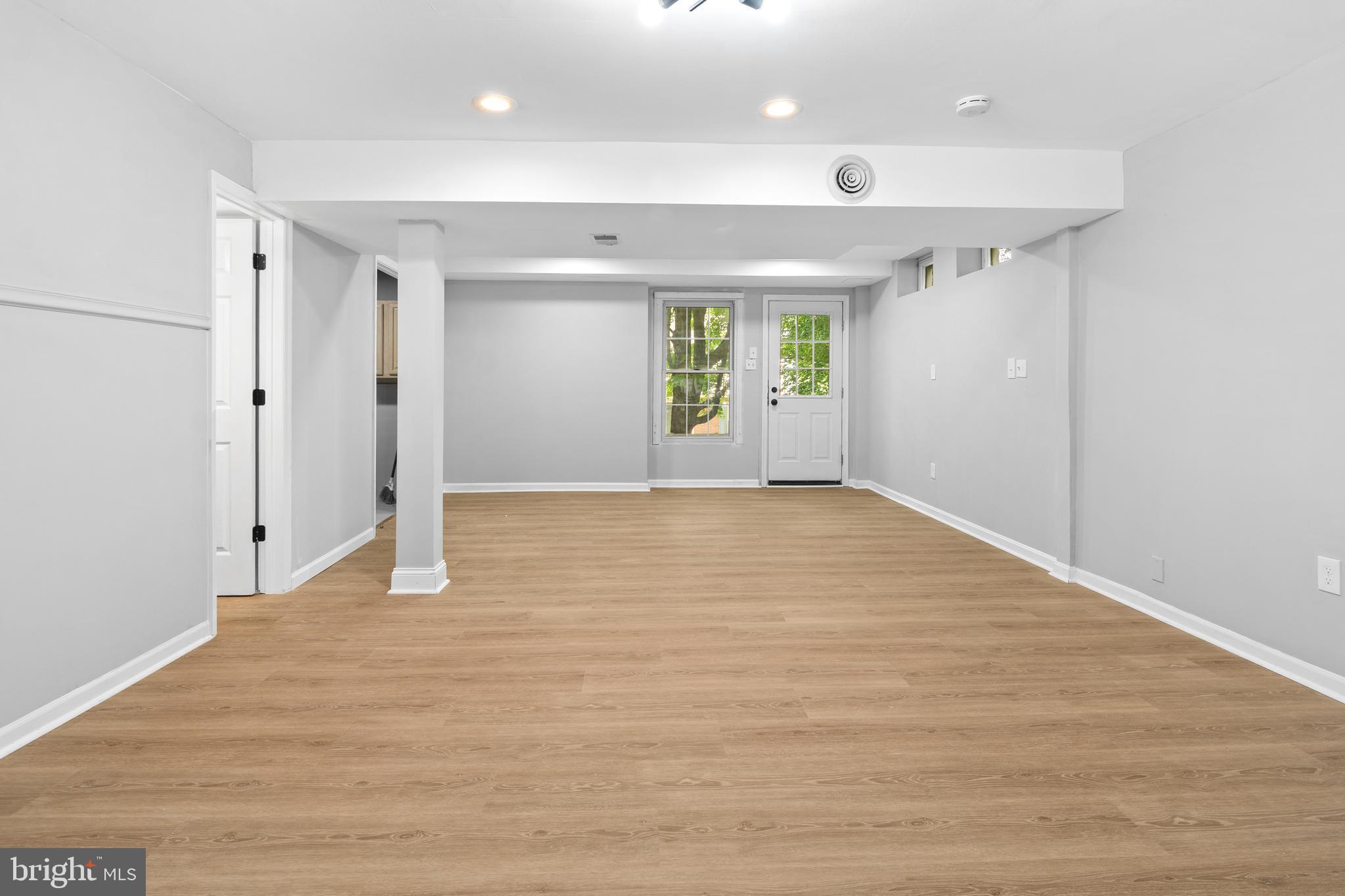 WORTHINGTON GLEN - Residential