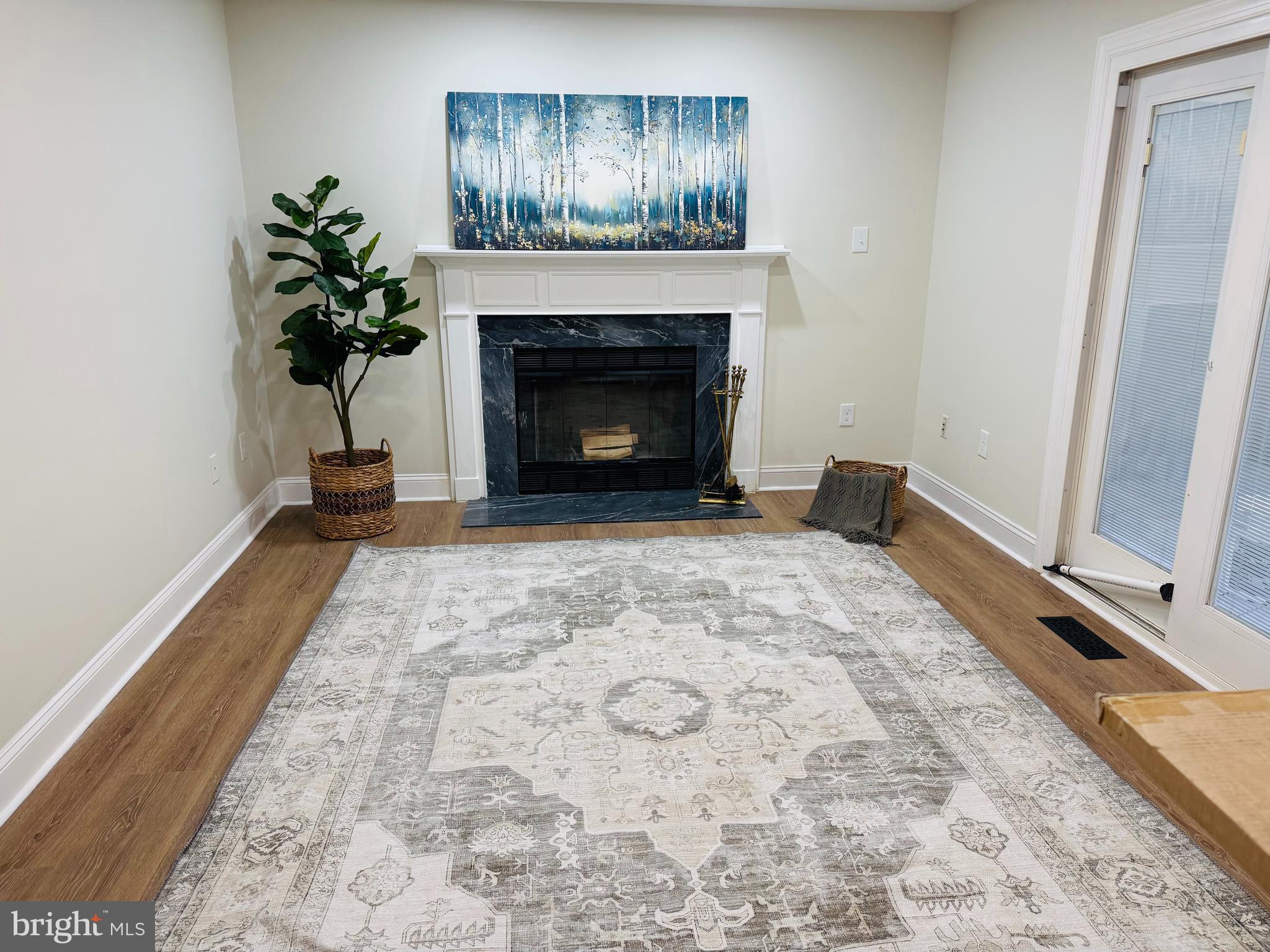 WORTHINGTON GLEN - Residential