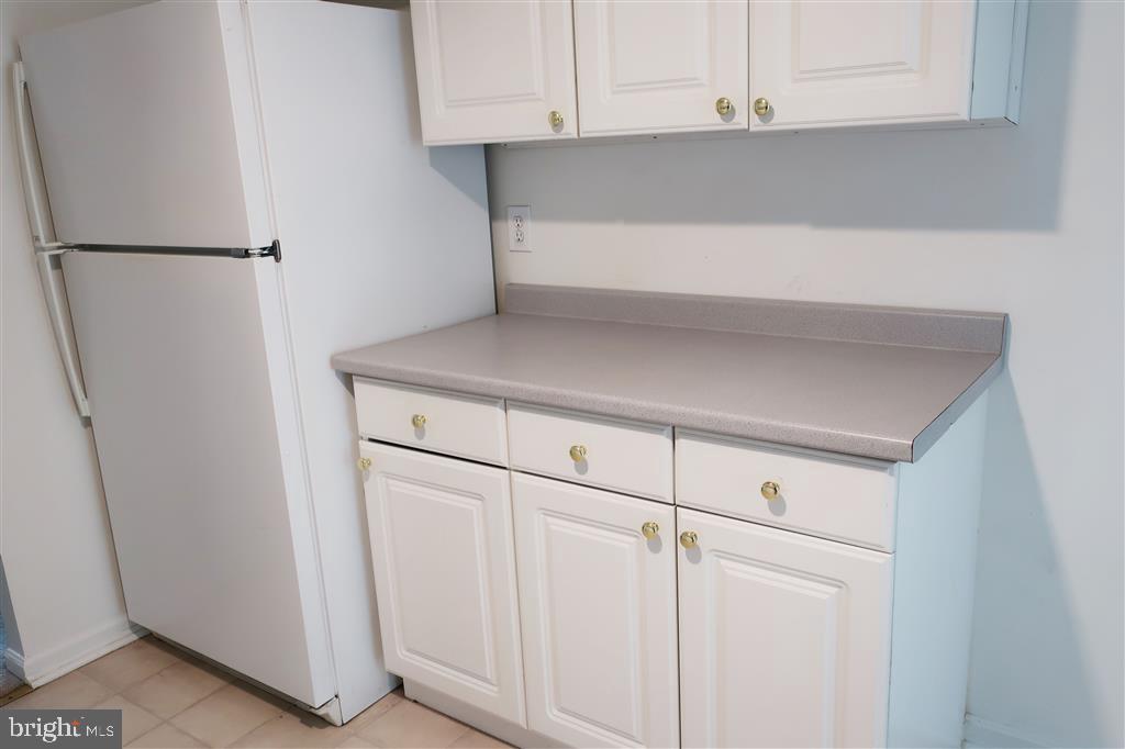 HUNTERS CREEK - Residential Lease