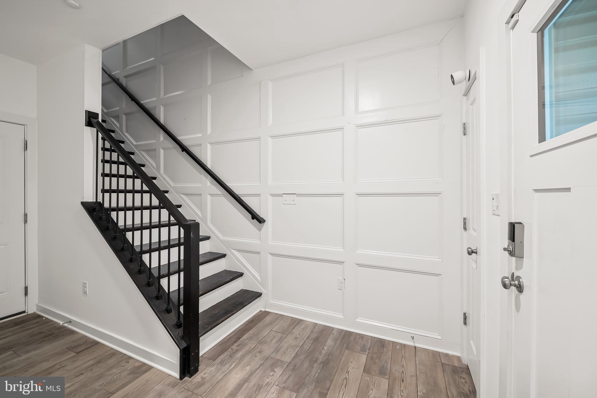 MEDFIELD - Residential