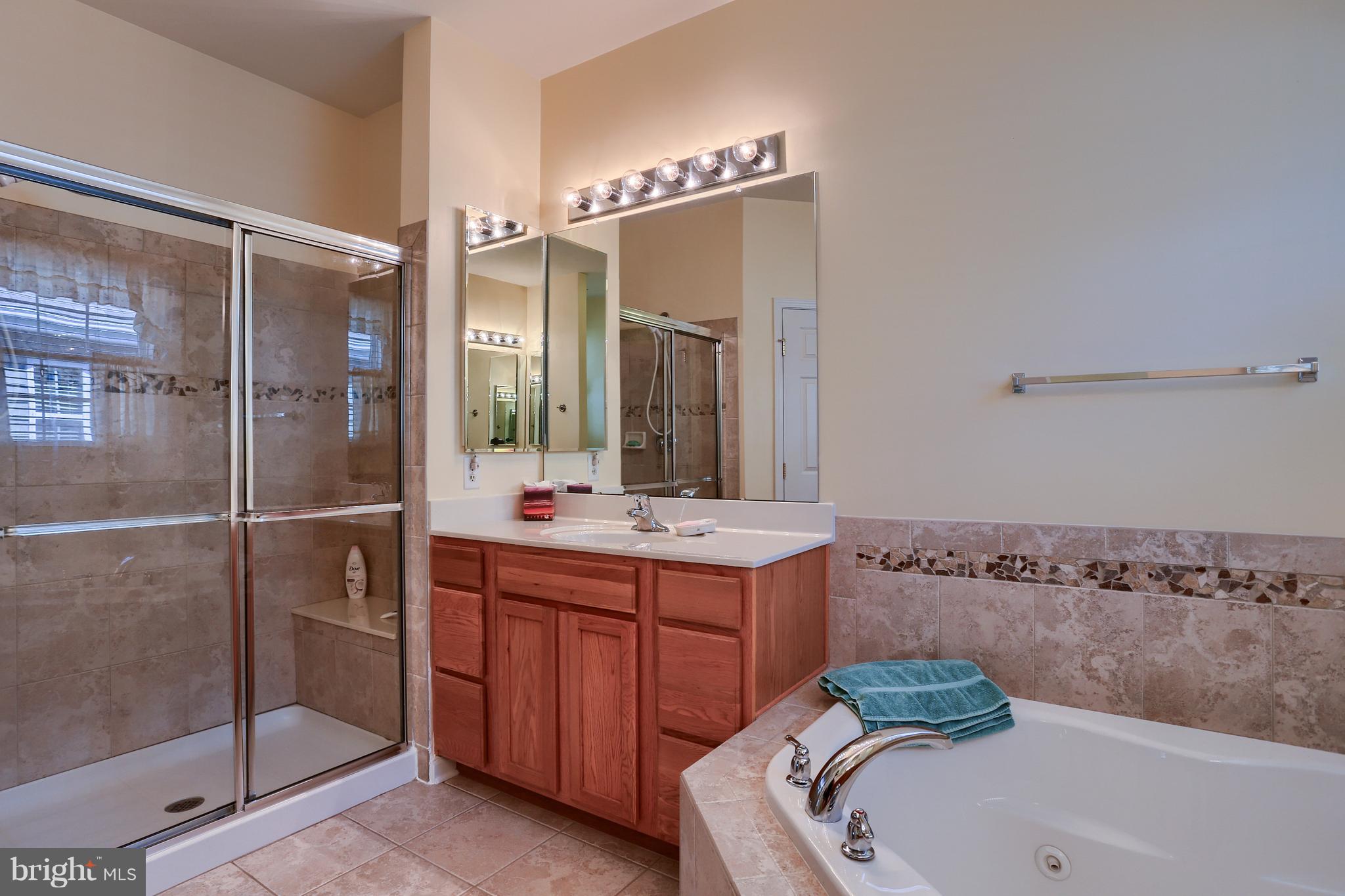 FOUR SEASONS AT ELM TREE - Residential