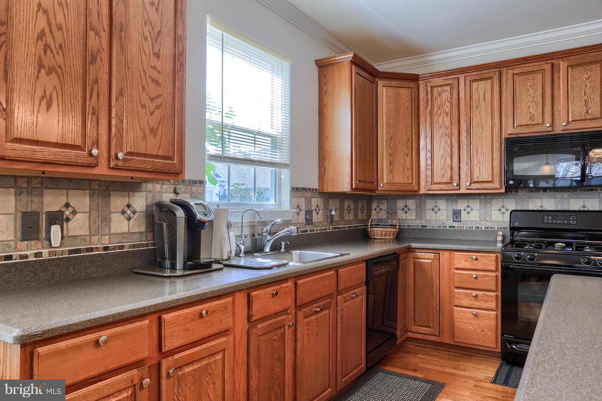 FOUR SEASONS AT ELM TREE - Residential
