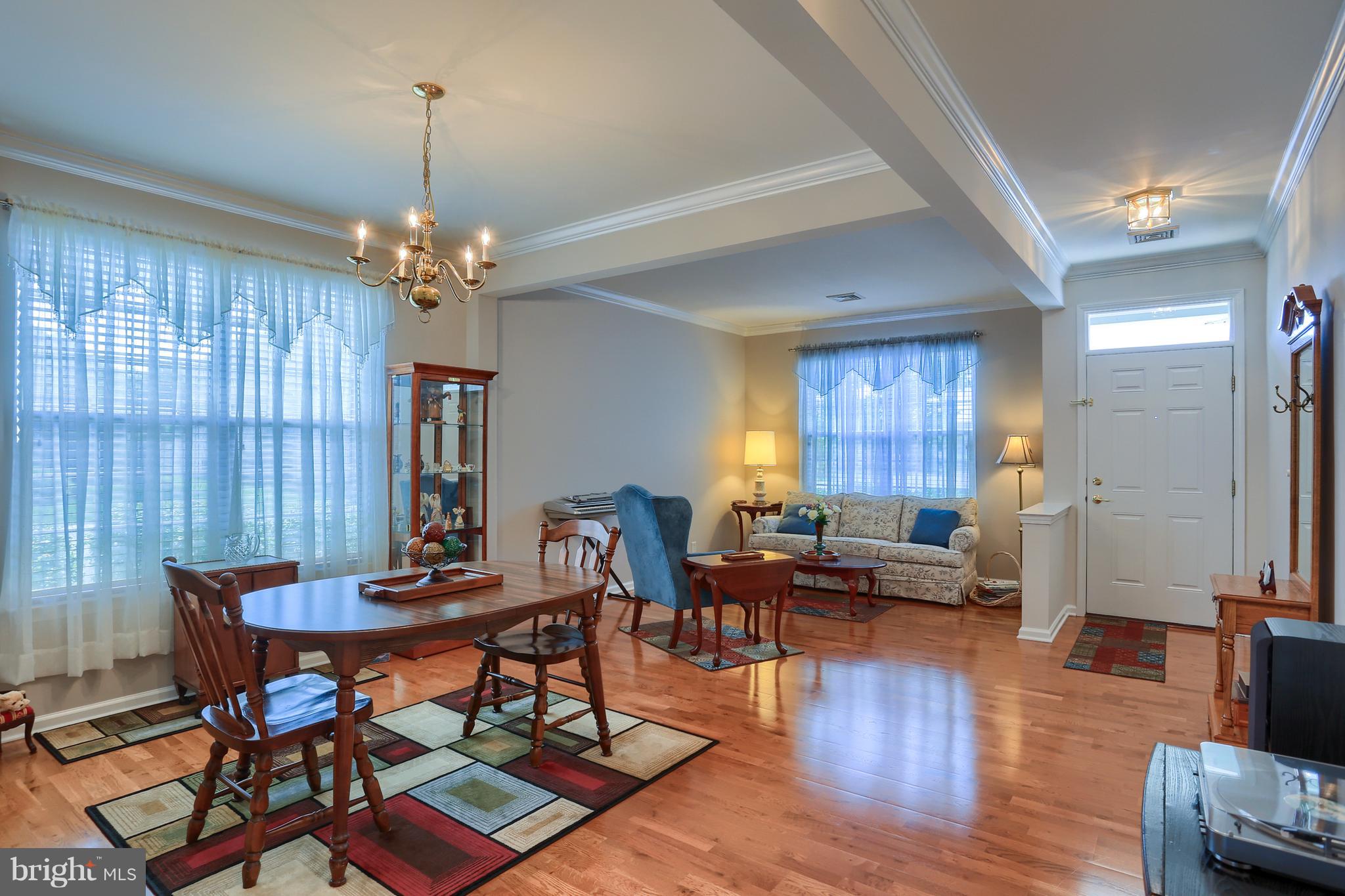 FOUR SEASONS AT ELM TREE - Residential