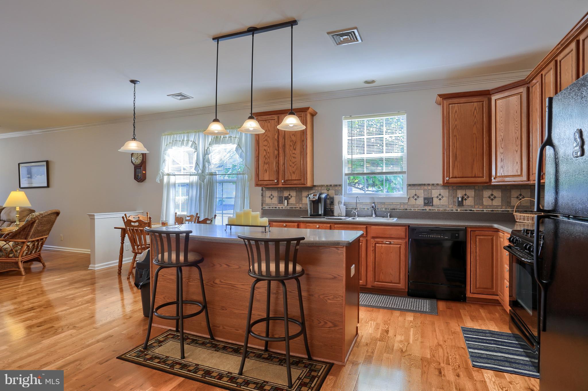 FOUR SEASONS AT ELM TREE - Residential