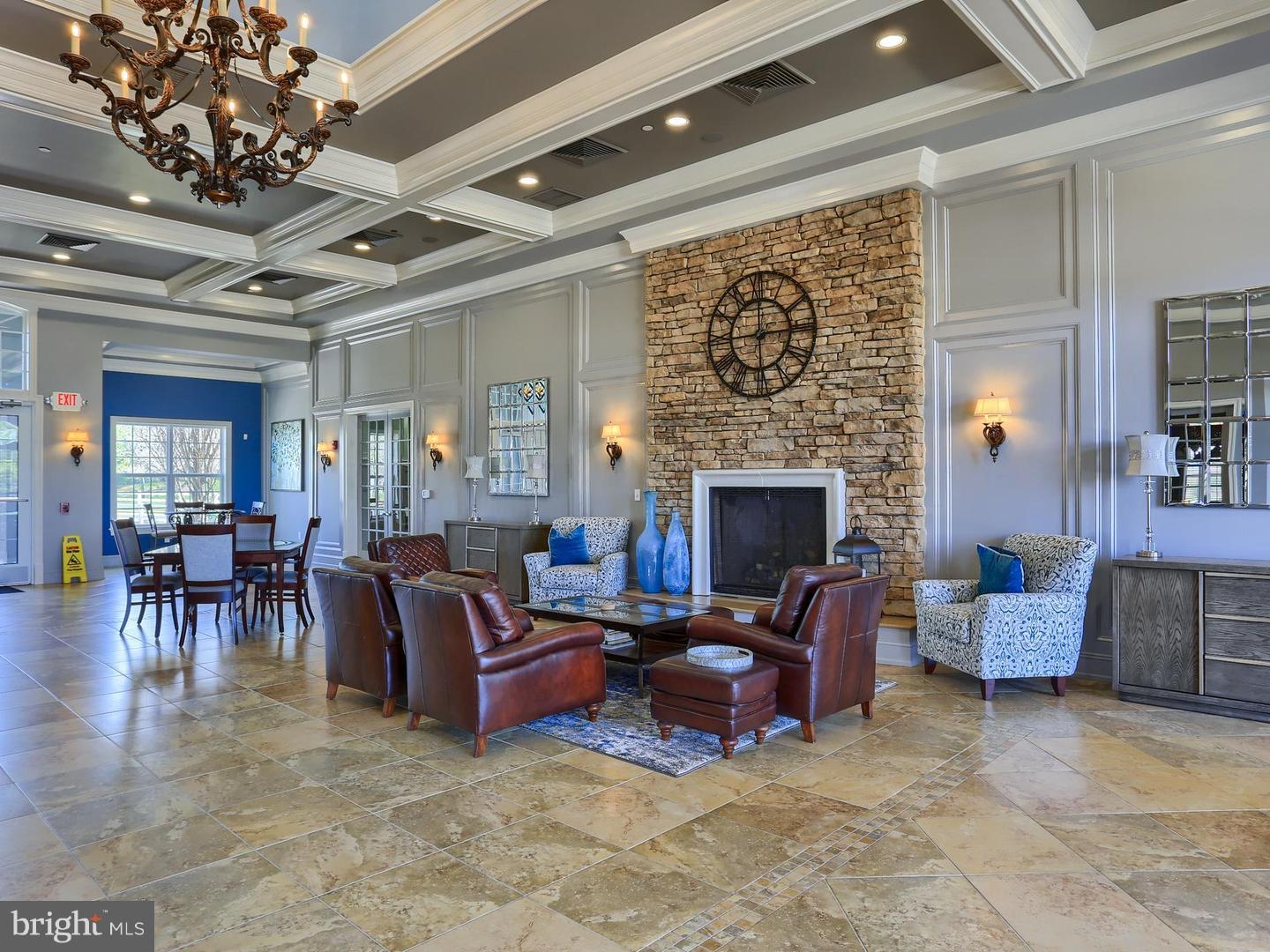 FOUR SEASONS AT ELM TREE - Residential