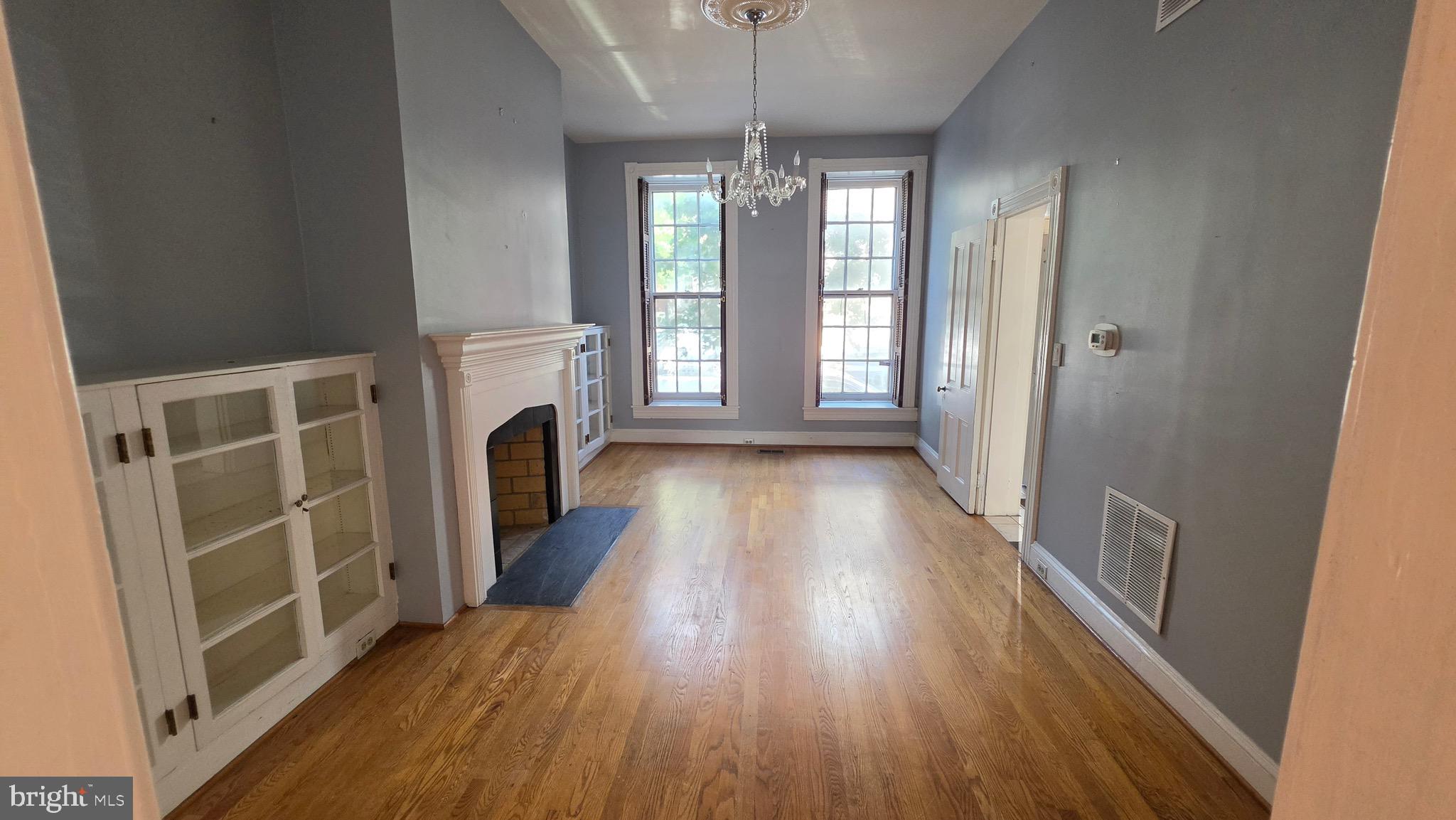 MOUNT VERNON - Residential