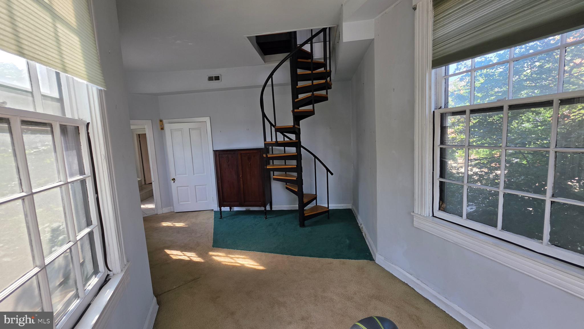 MOUNT VERNON - Residential