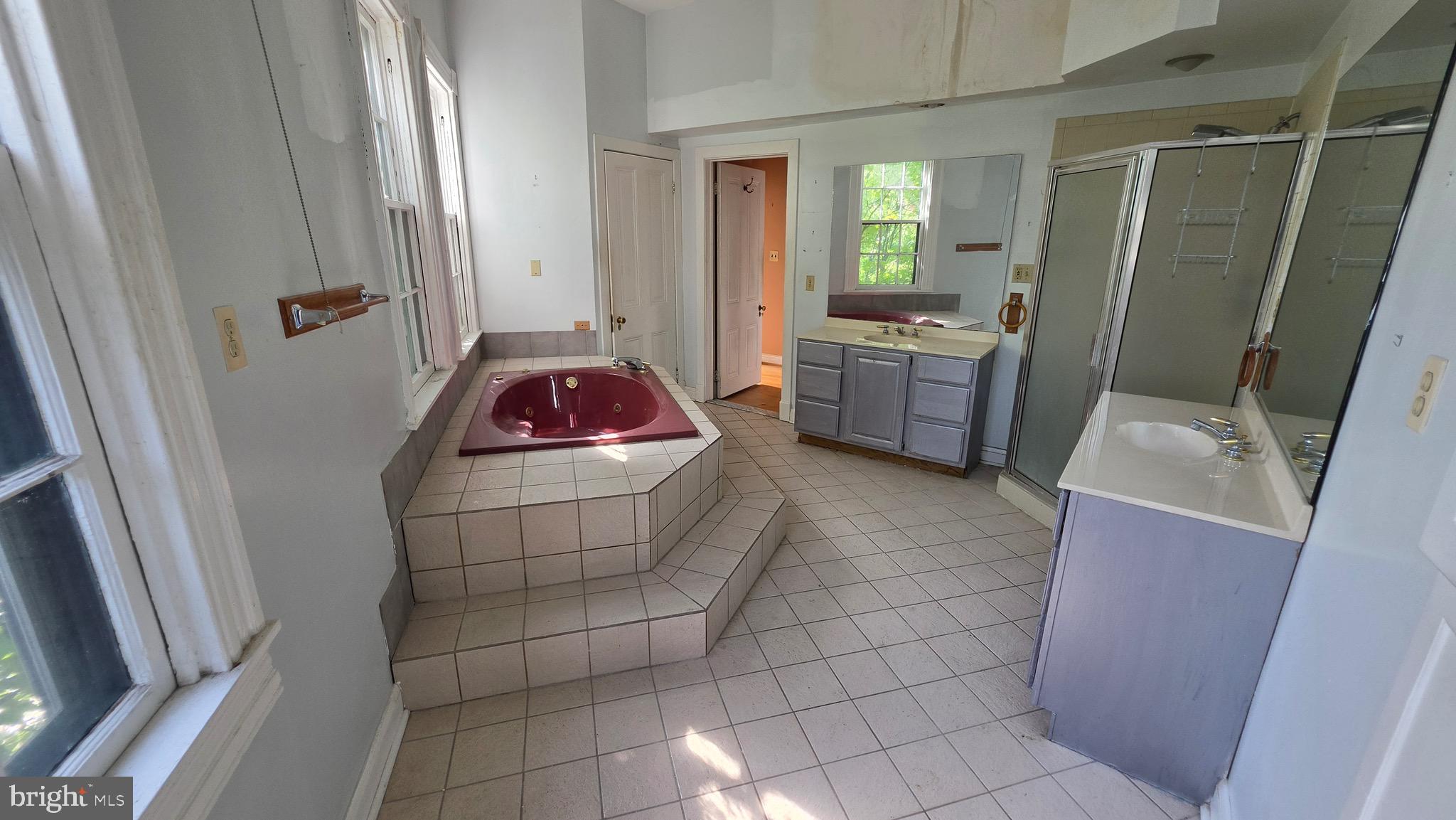 MOUNT VERNON - Residential