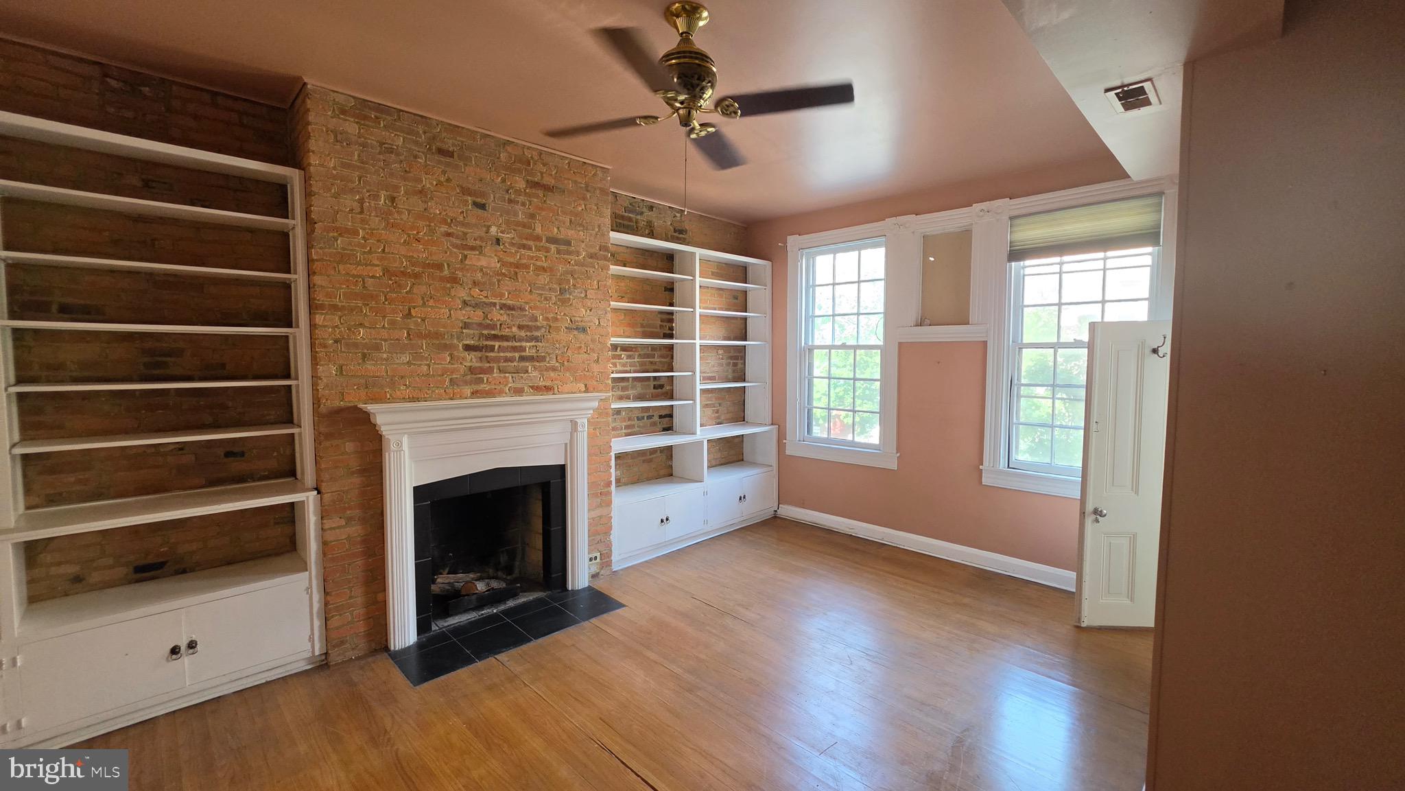 MOUNT VERNON - Residential
