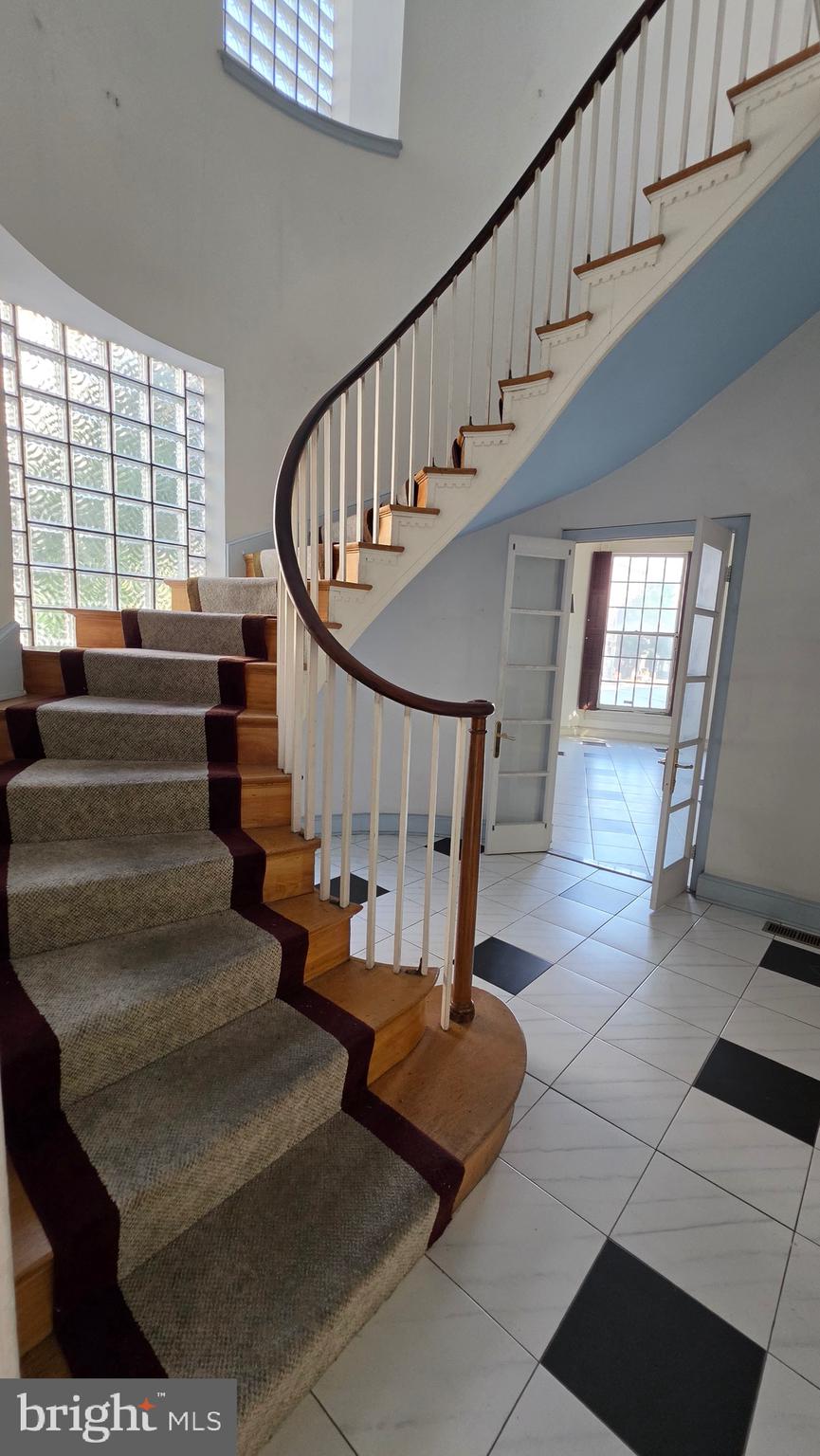 MOUNT VERNON - Residential