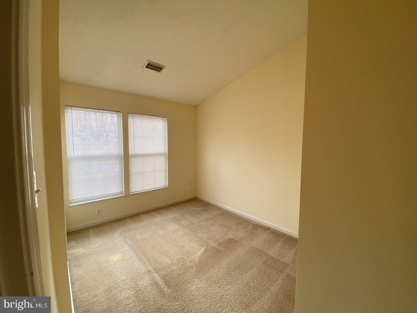 WYNDEMERE - Residential Lease