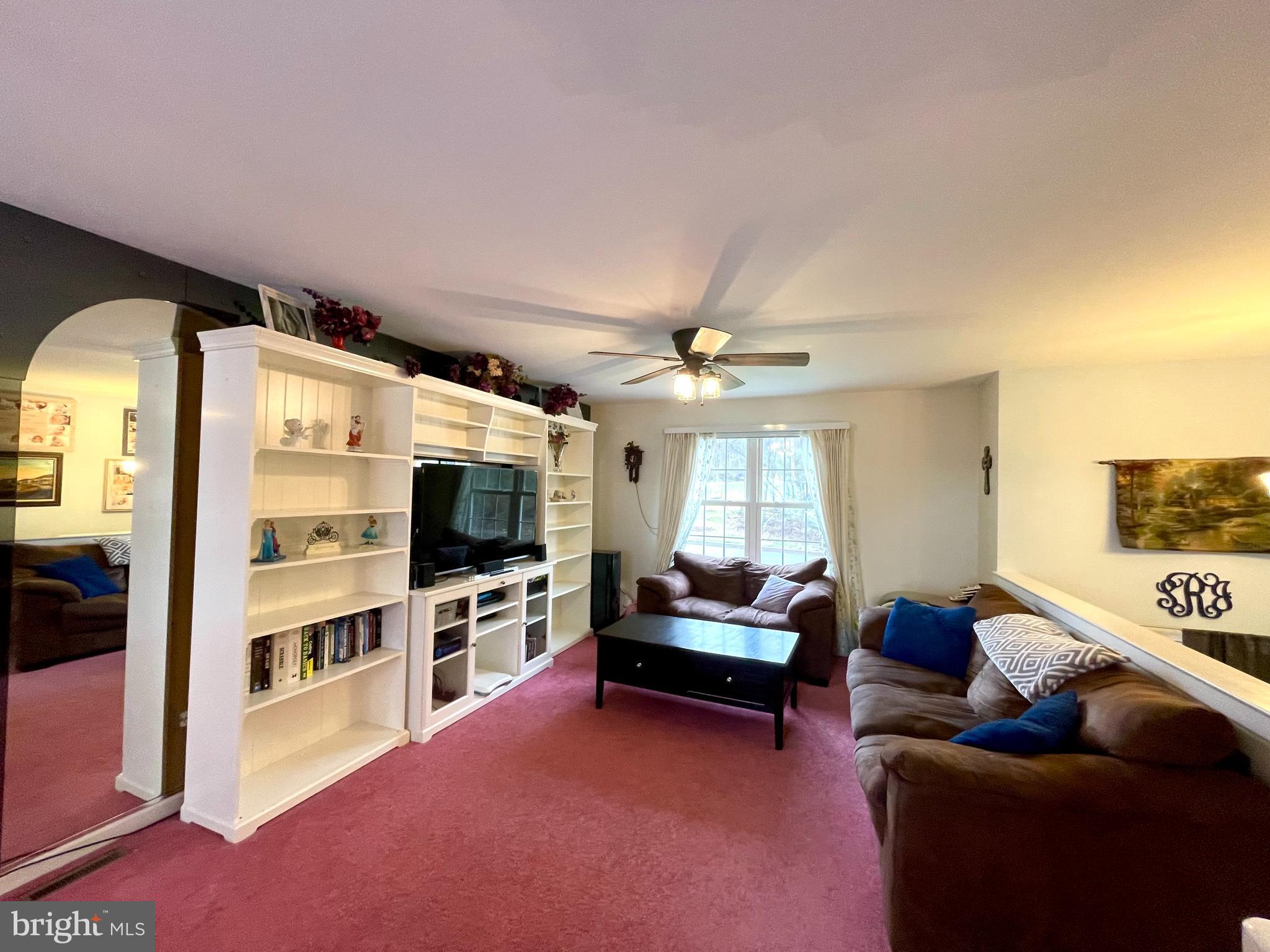 CREEKSIDE - Residential