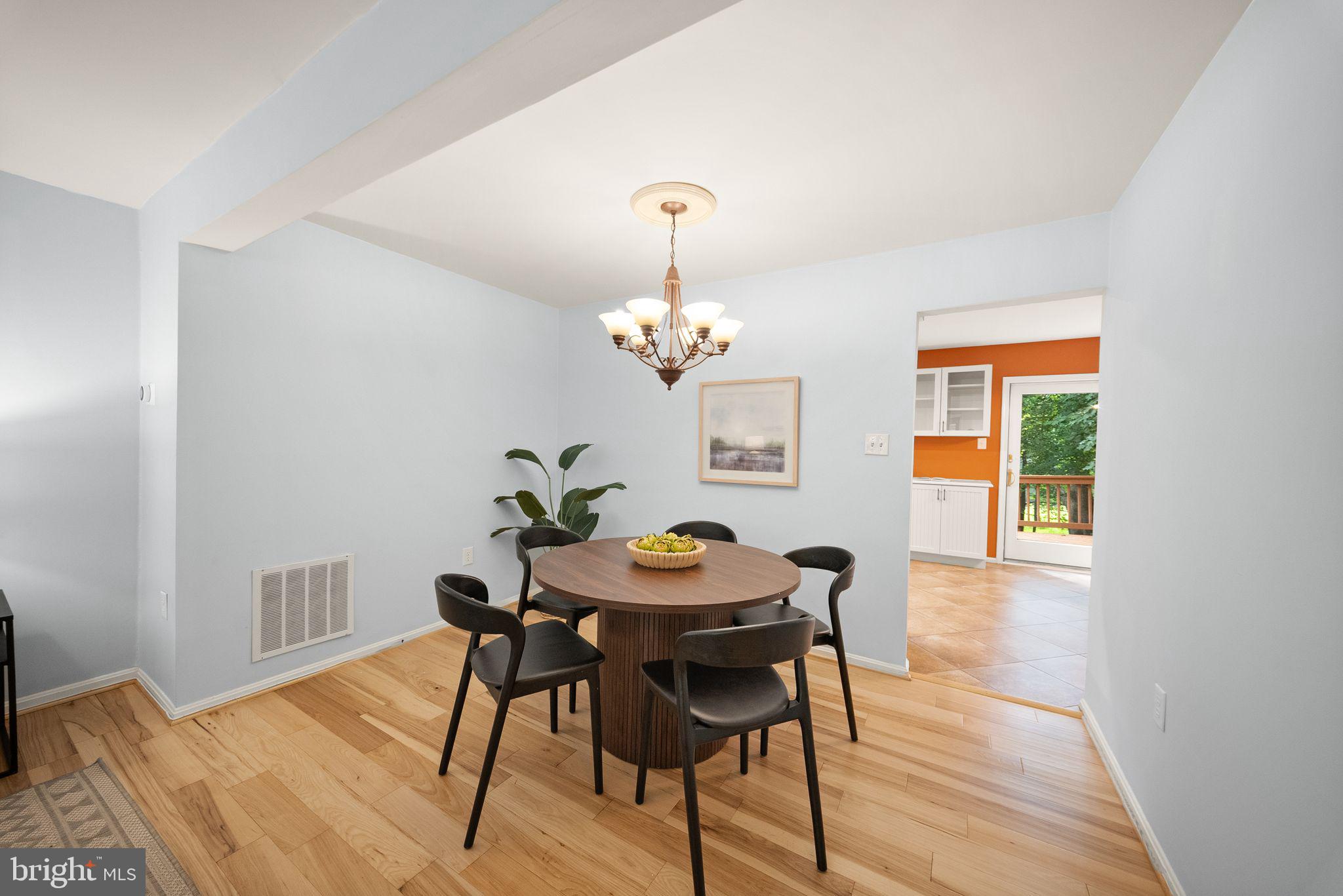 CROWNLEIGH - Residential