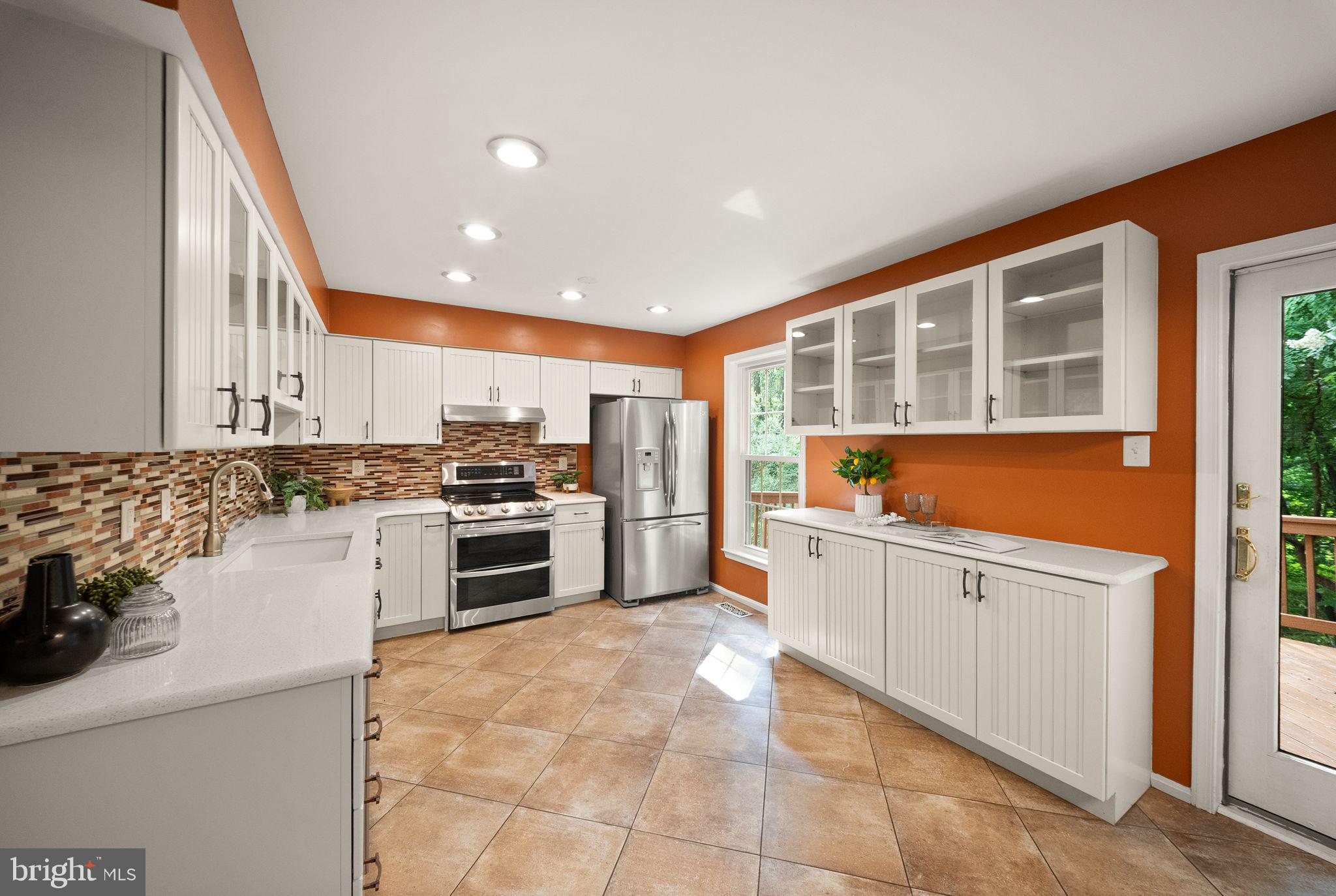 CROWNLEIGH - Residential