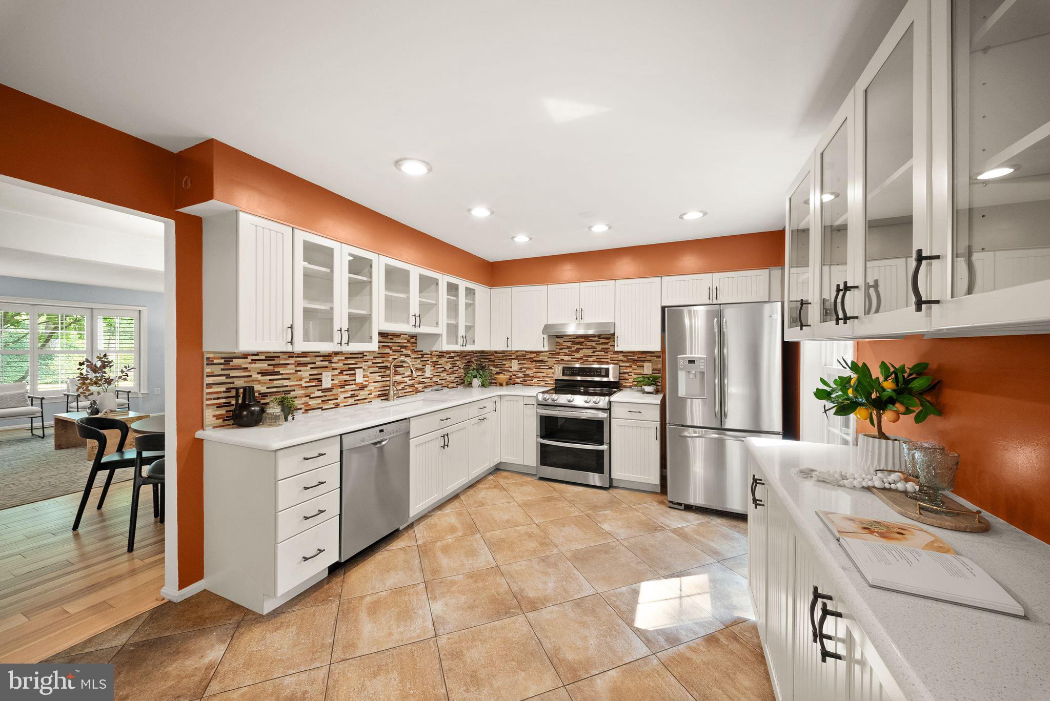 CROWNLEIGH - Residential