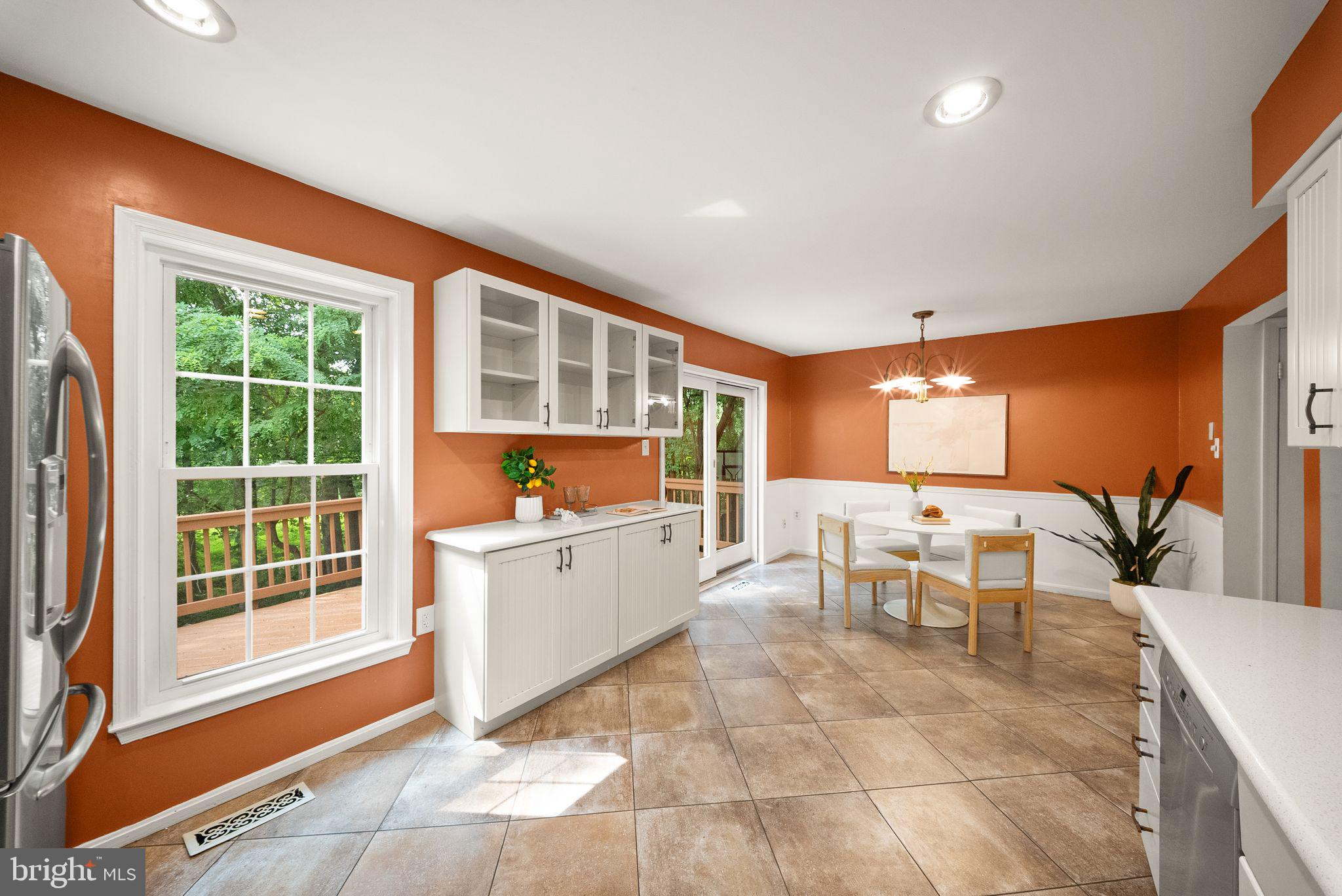 CROWNLEIGH - Residential