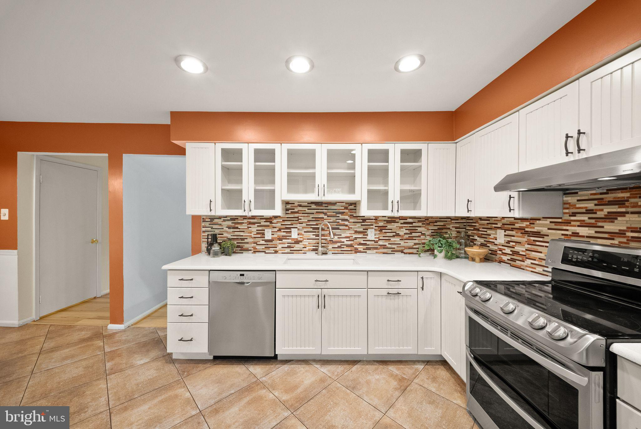 CROWNLEIGH - Residential