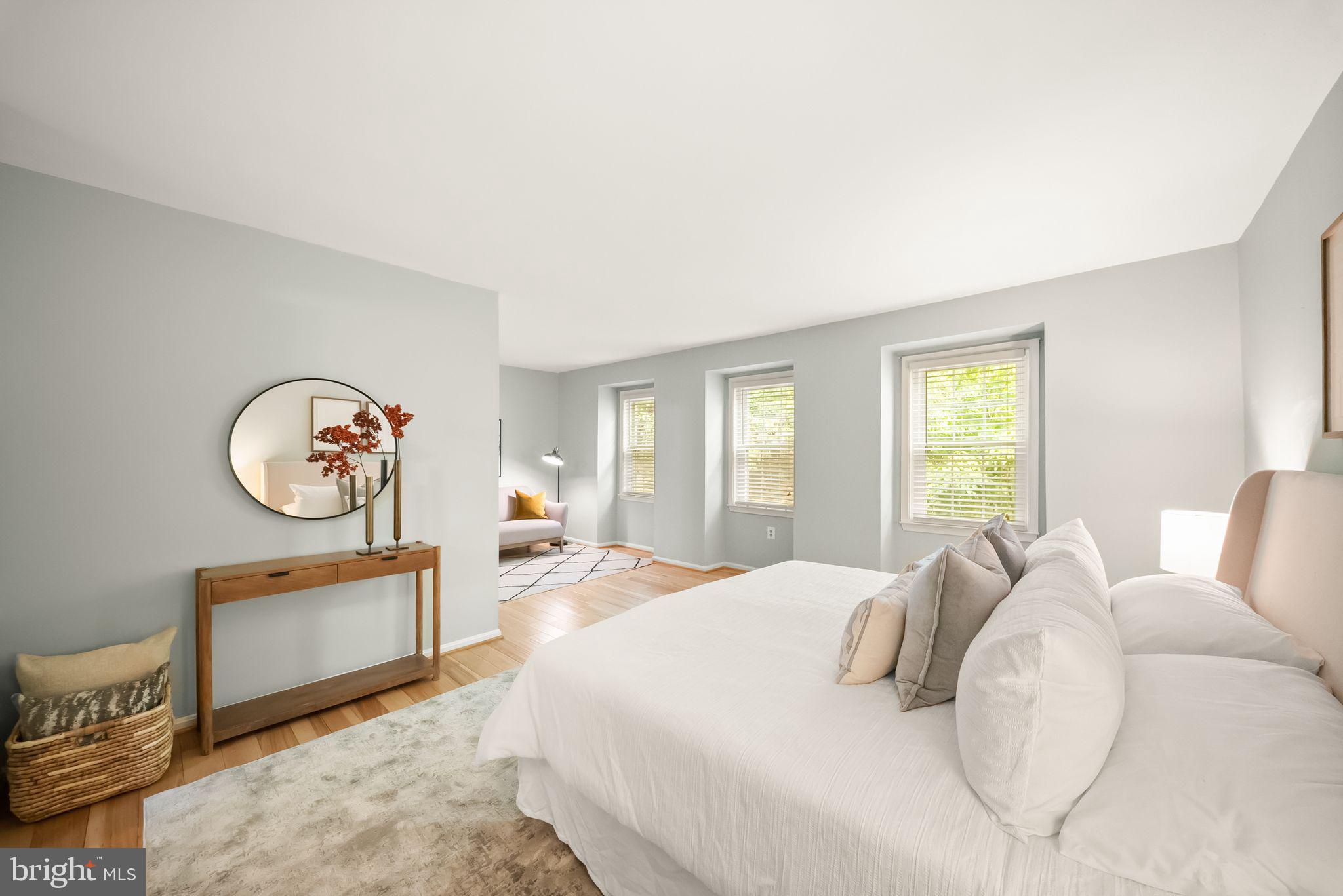 CROWNLEIGH - Residential