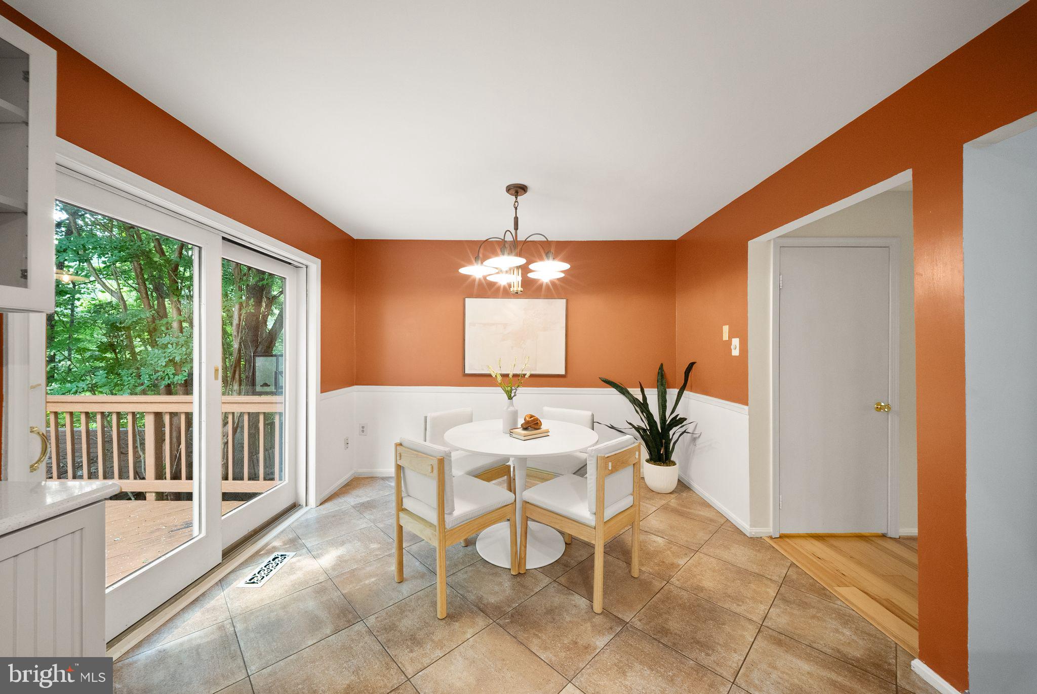 CROWNLEIGH - Residential