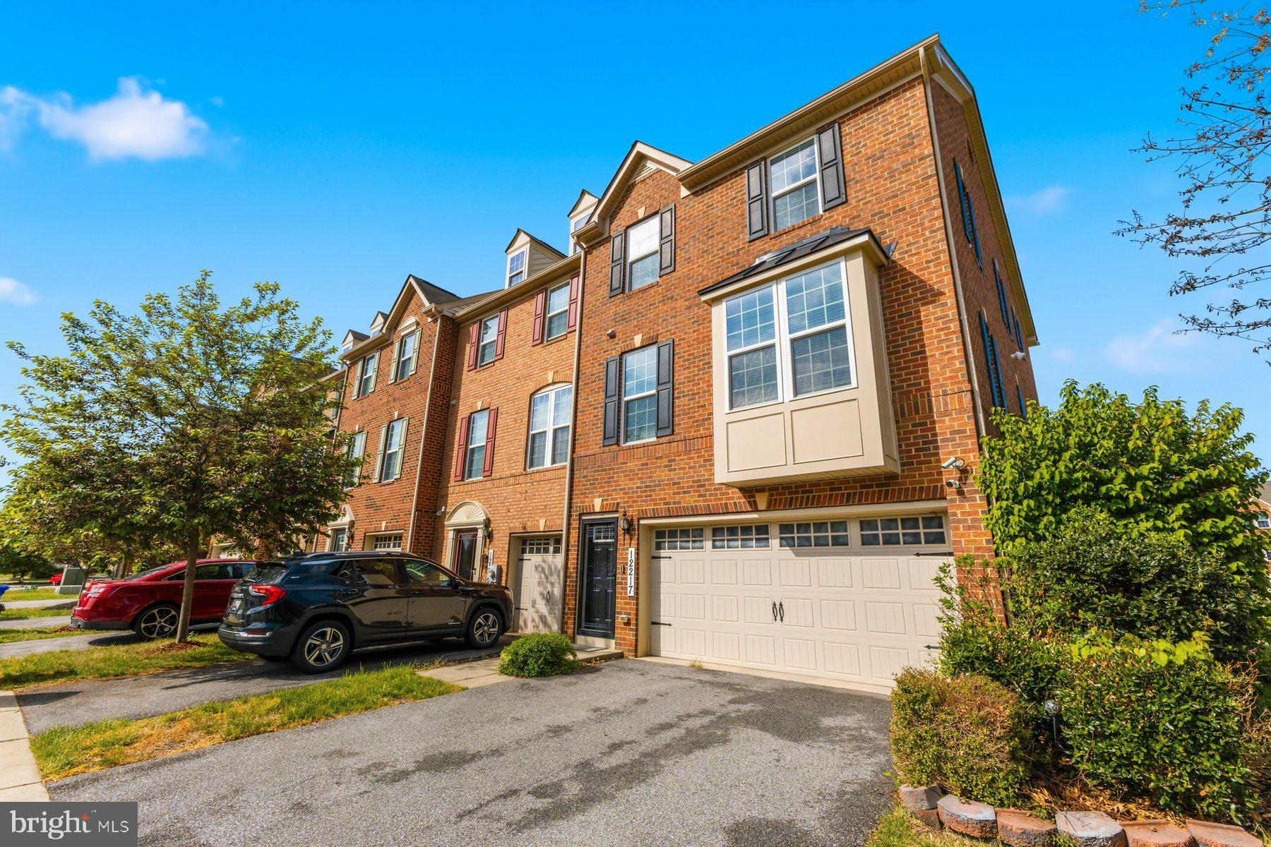 ADAMS CROSSING - Residential
