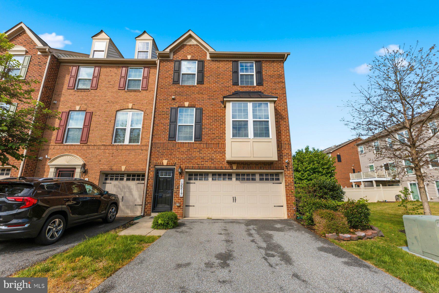 ADAMS CROSSING - Residential