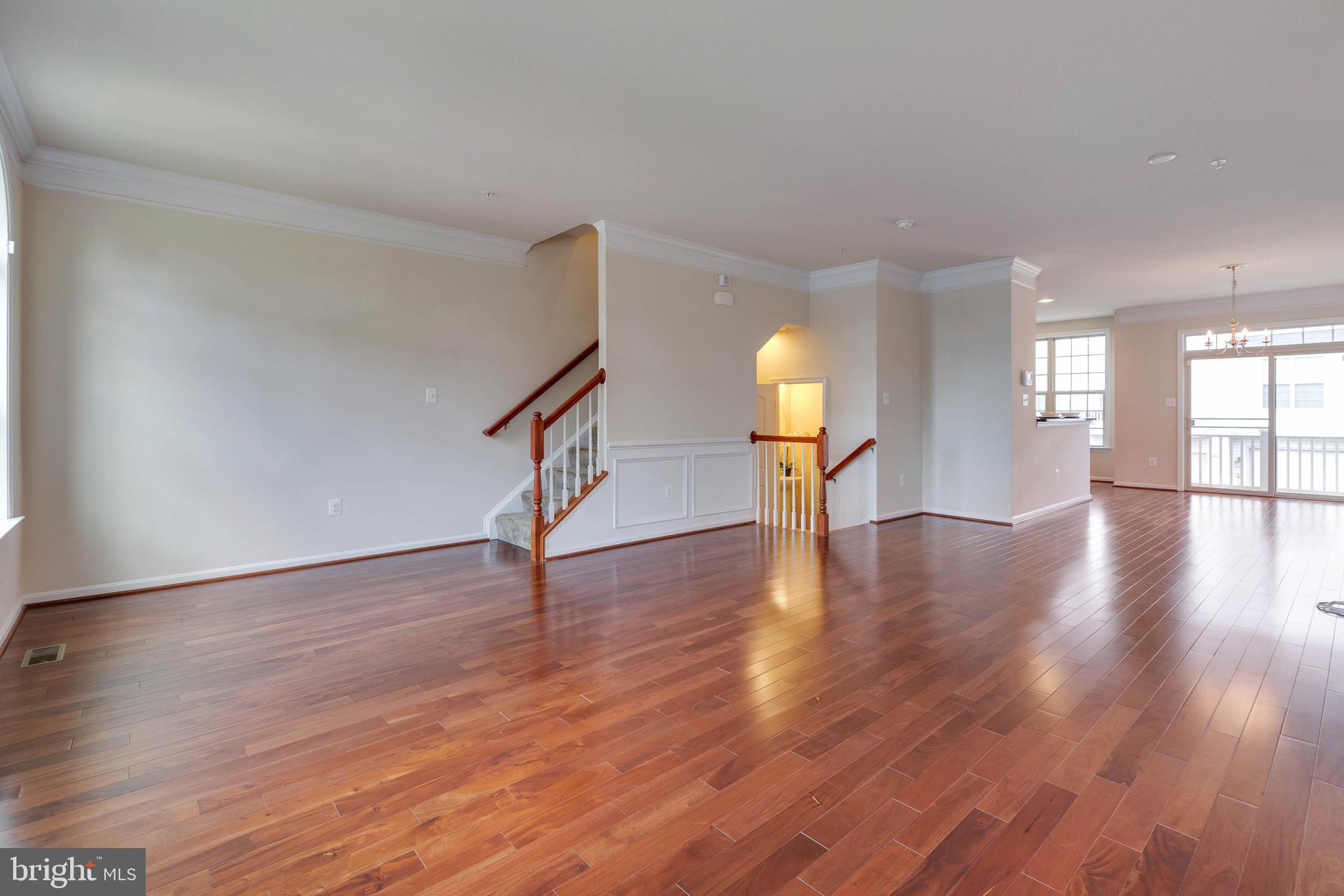 WOODMORE - Residential Lease