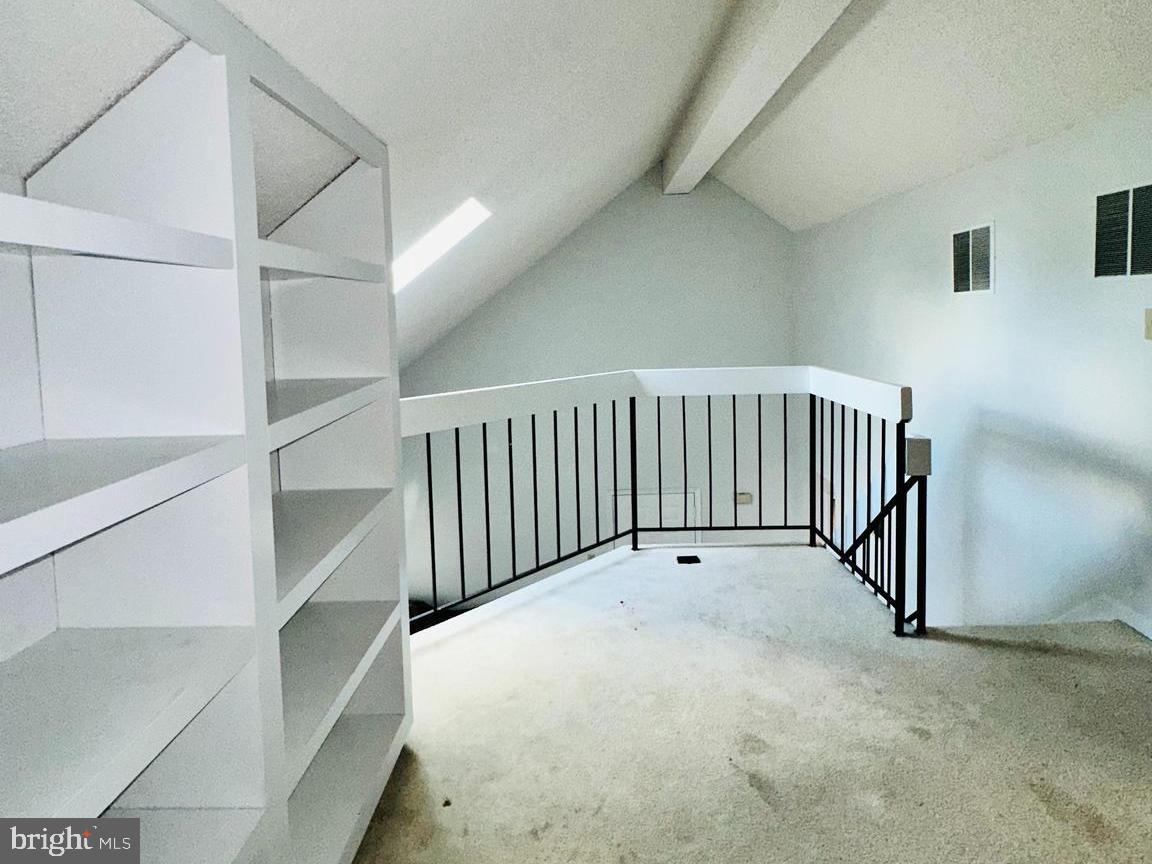 THE TIERS OF LAUREL LAKE - Residential
