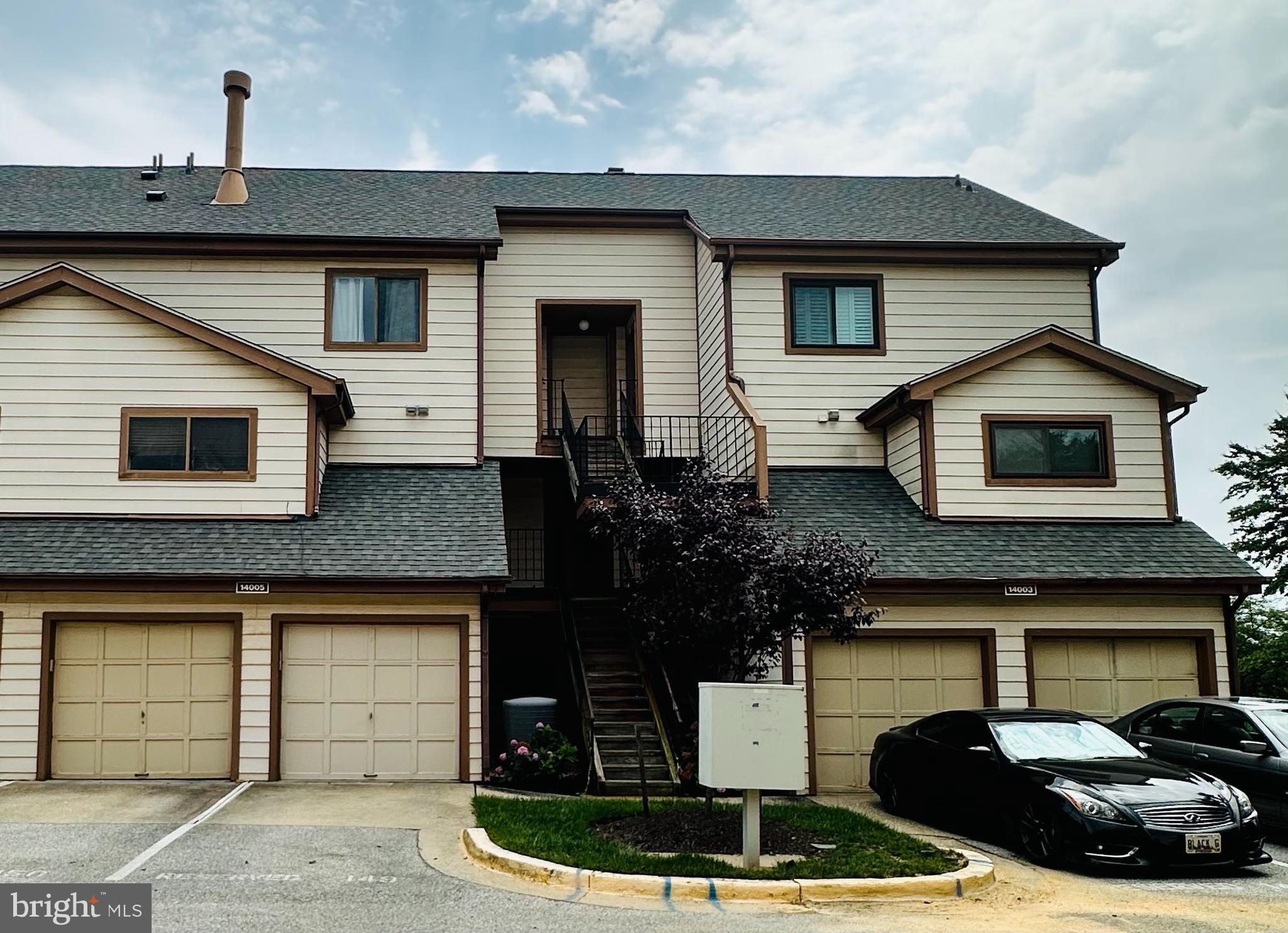 THE TIERS OF LAUREL LAKE - Residential