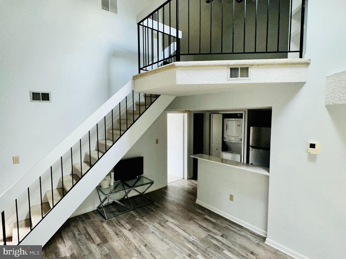 THE TIERS OF LAUREL LAKE - Residential