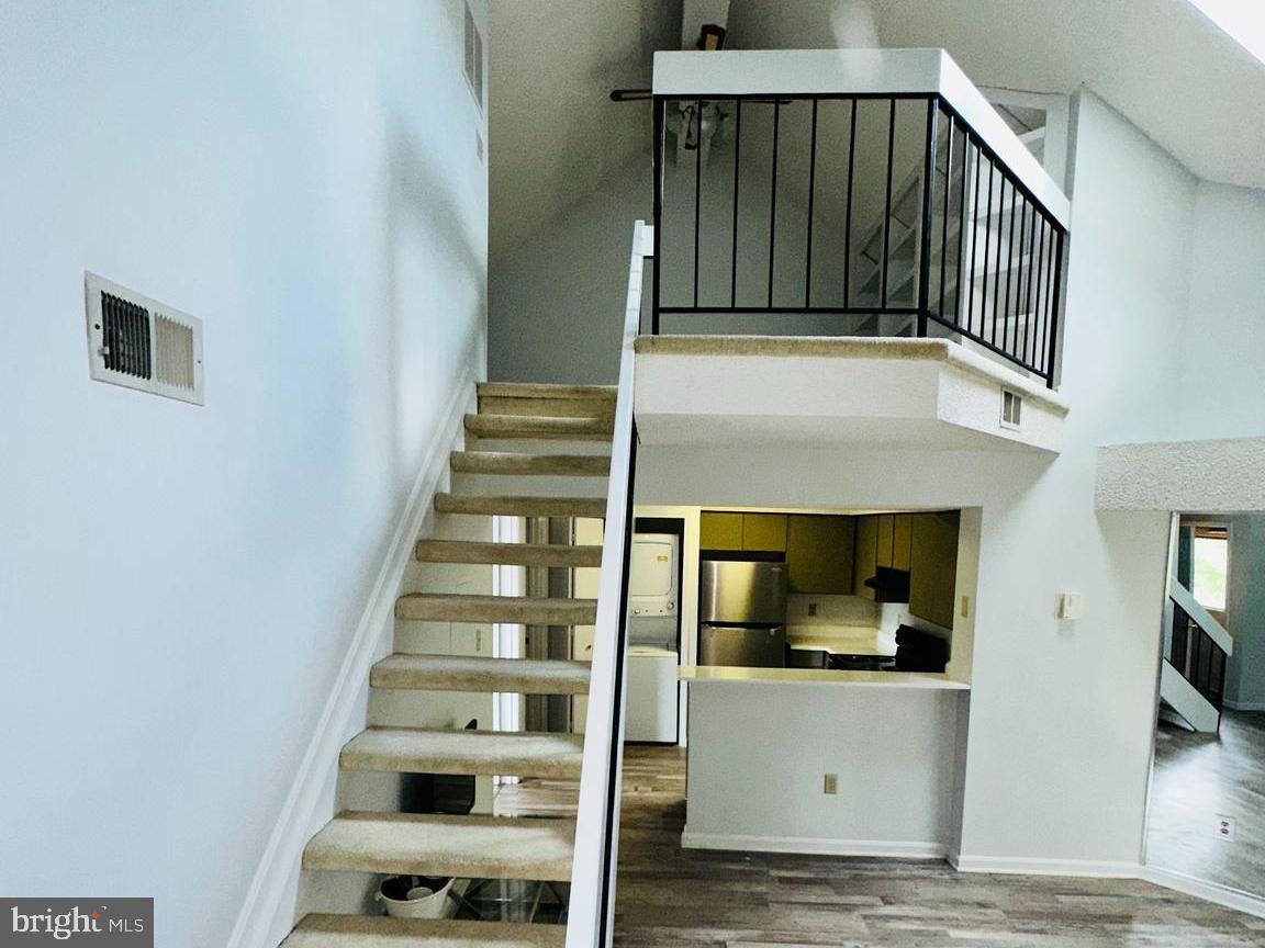 THE TIERS OF LAUREL LAKE - Residential