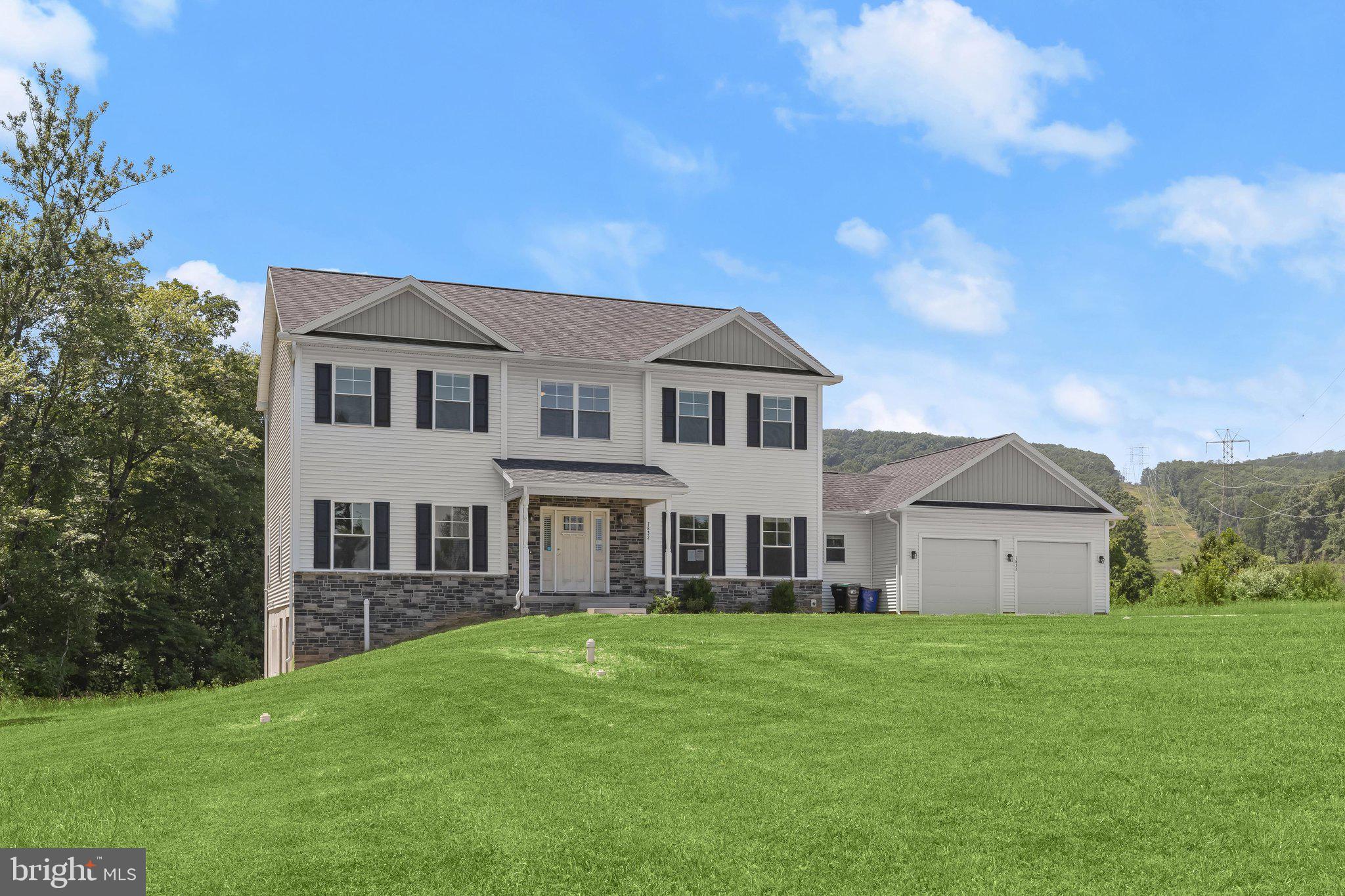 TWISTING ACRES - Residential