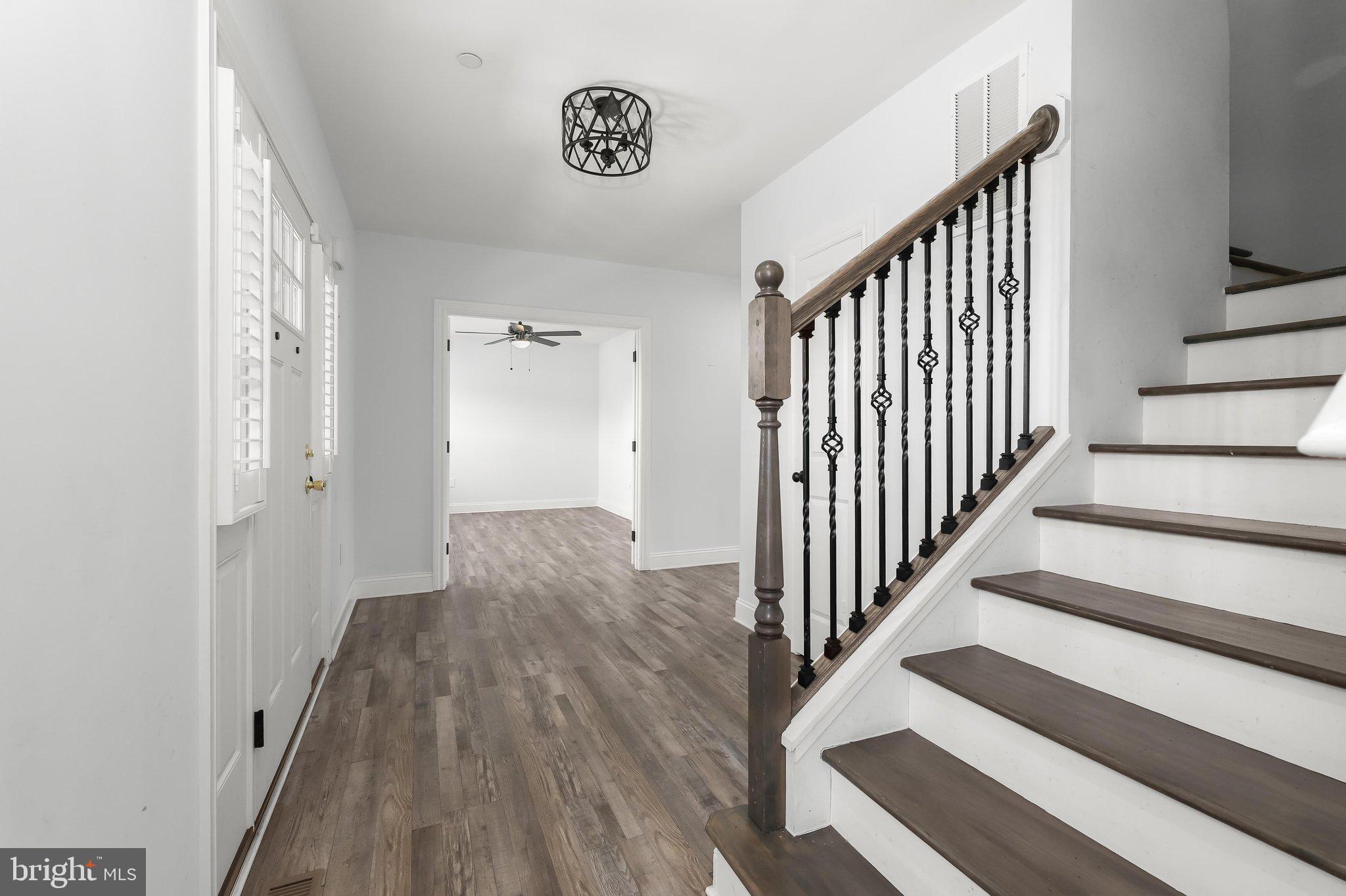 TWISTING ACRES - Residential