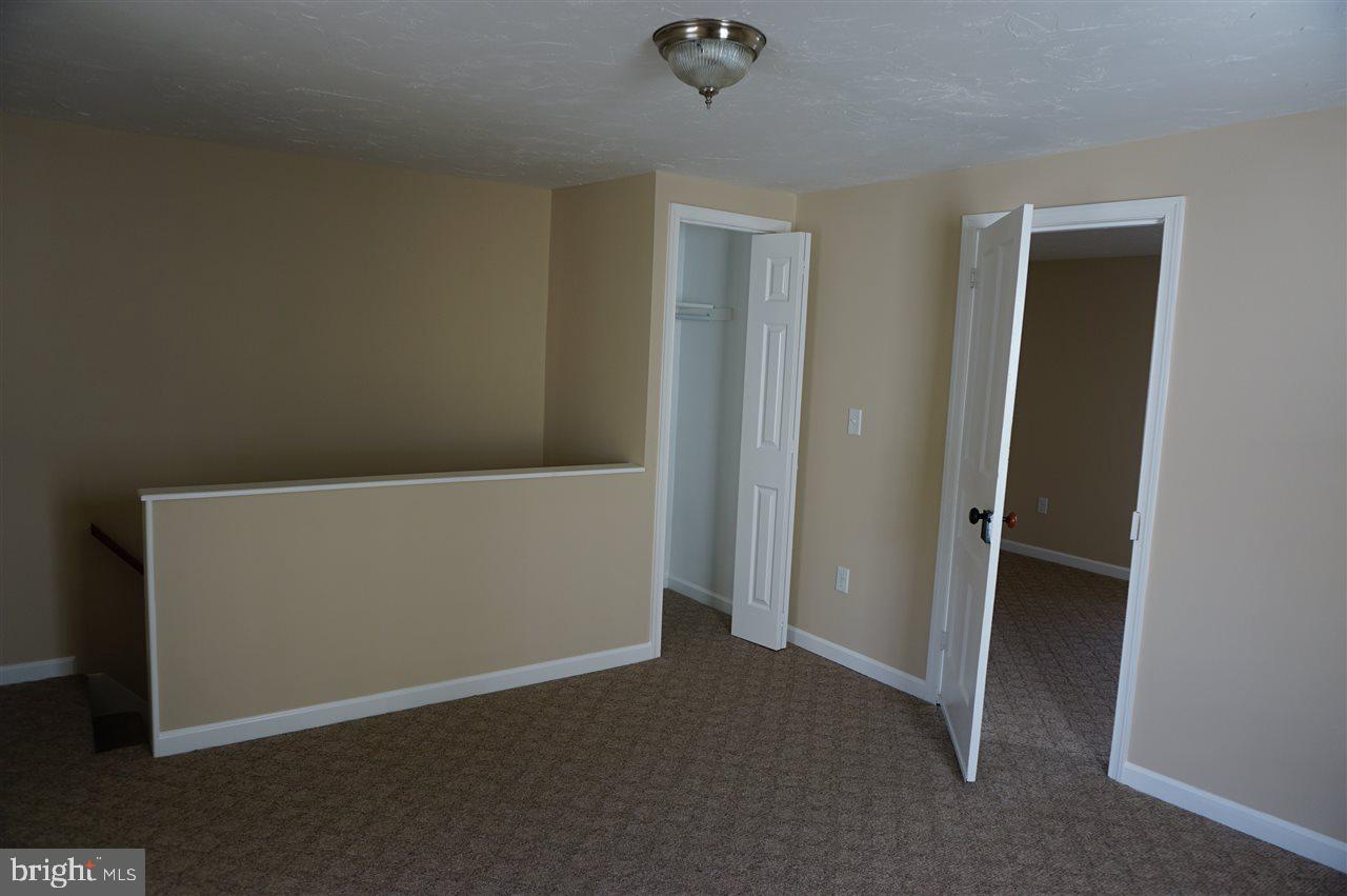 RED LION - Residential
